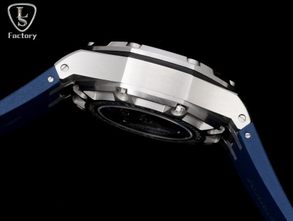 Factory  愛彼  Audemars  Piguet  
邁克爾·舒馬赫皇家橡樹離岸型 26568PM.OO.A021CA.01 全新升級版，杜絕一眼假，橫空出世！
愛彼研制的邁克爾·舒馬赫皇家橡樹離岸型計時腕表採用44毫米的表徑，做到無可挑剔，堪稱天花板級別
