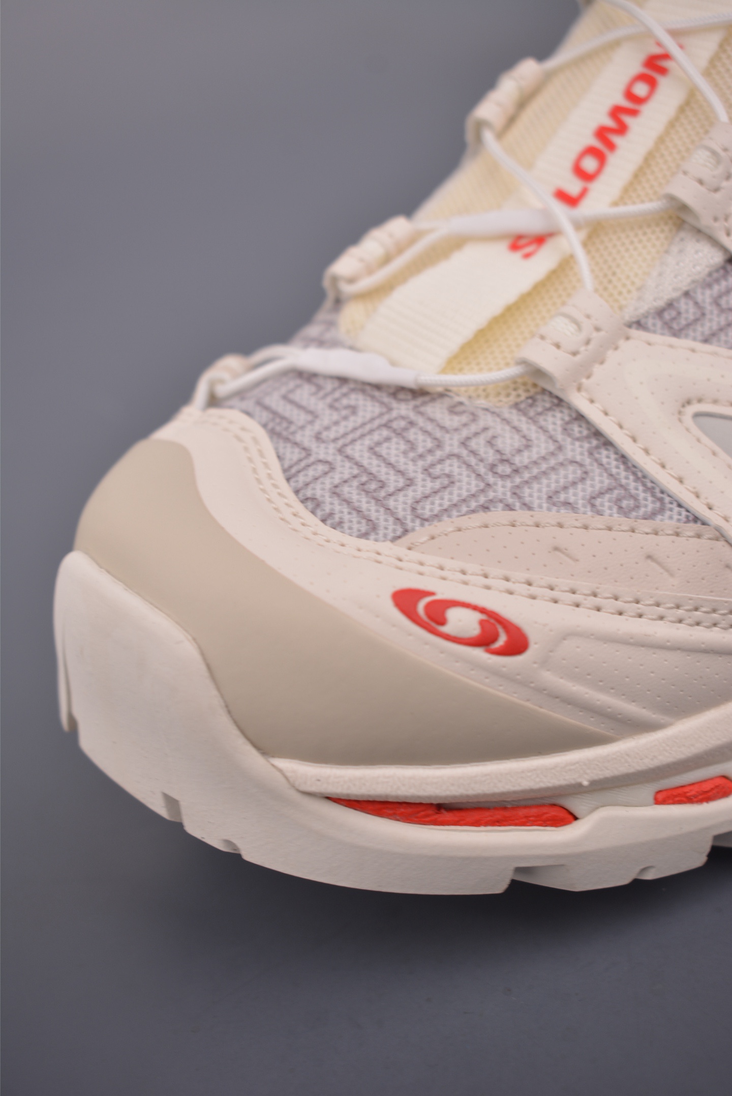 薩洛蒙 Salomon XT 
QUEST GTX 探索者系列 
潮流越野機能戶外休閒運動跑步鞋
官方貨號: 478478
尺碼：36 36.5 37 38 38.5 39 40 40.5 41.5 42 42.5 43 44 44.5 45 
