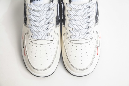 Nike Air Force 1 Low 07 x Dior 迪奧聯名-米白黑紅
貨號：SY1388 037
Size：36 36.5 37.5 38 38.5 39 40 40.5 41 42 42.5 43 44 44.5 45