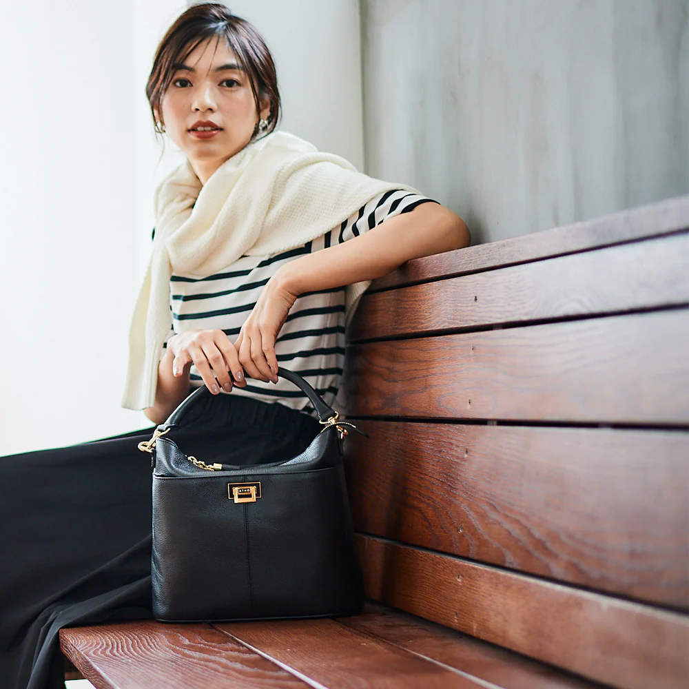 【ATAO WEEKEND】 2WAYバッグ｜撥水レザーで軽くて使いやすい・通勤からお出かけまで幅広く使える人気モデル