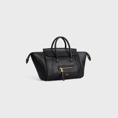 CELINE ミディアムバッグ 上質カーフスキンで仕上げた大人の定番アイテム