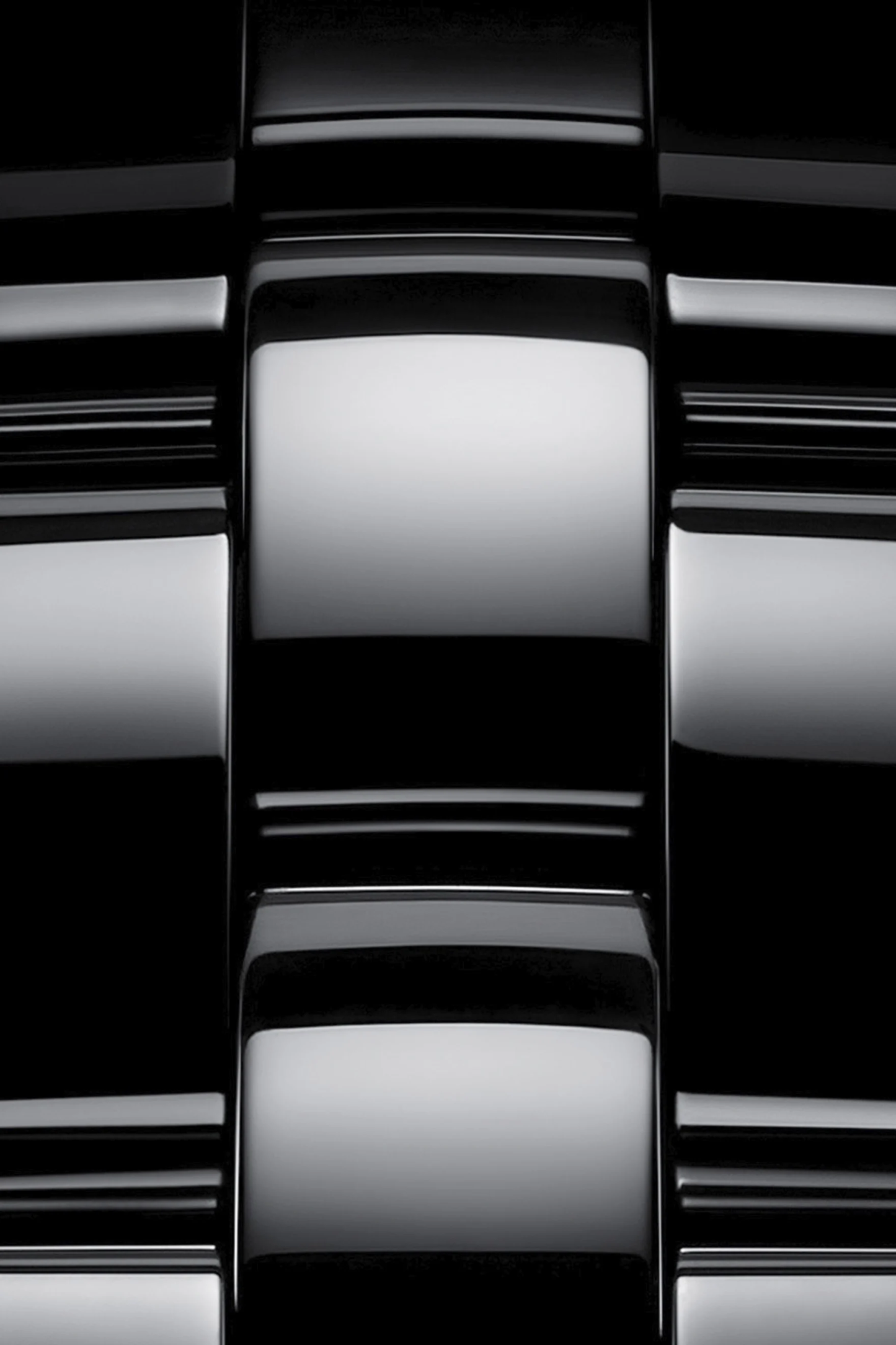 【CHANEL】人気モデル✨J12 キャリバー 12.1 38mm｜セラミック×ステンレス 上品で洗練された印象