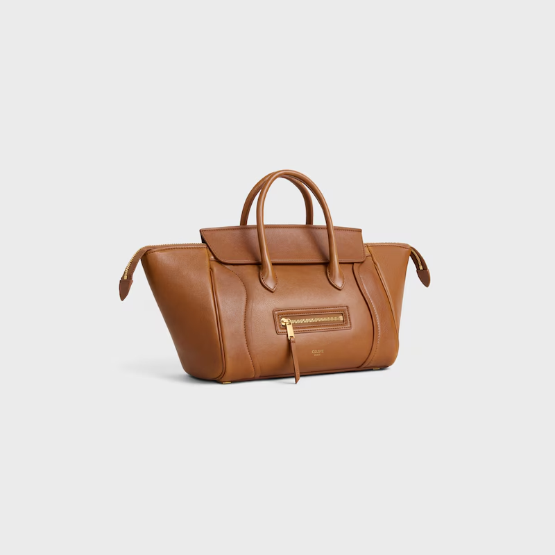 CELINE ミディアムバッグ 上質カーフスキンで仕上げた大人の定番アイテム