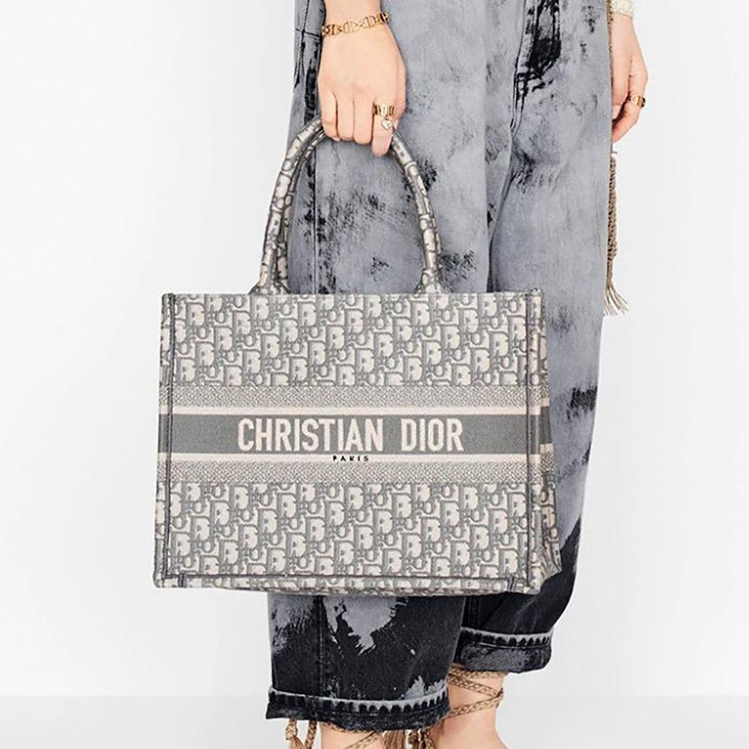 ☆Dior BOOK TOTE BAG☆新木優子同項 セレブ芸能人御用達・国内発★Diorキャンバスブックトートバッグ