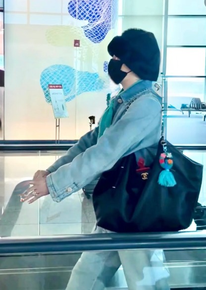 【CHANEL】洗練された雰囲気のトートバッグ どんなスタイルにも自然に馴染む万能バッグ🎉G-DragonのスタイルCHANEL25s tote🎈