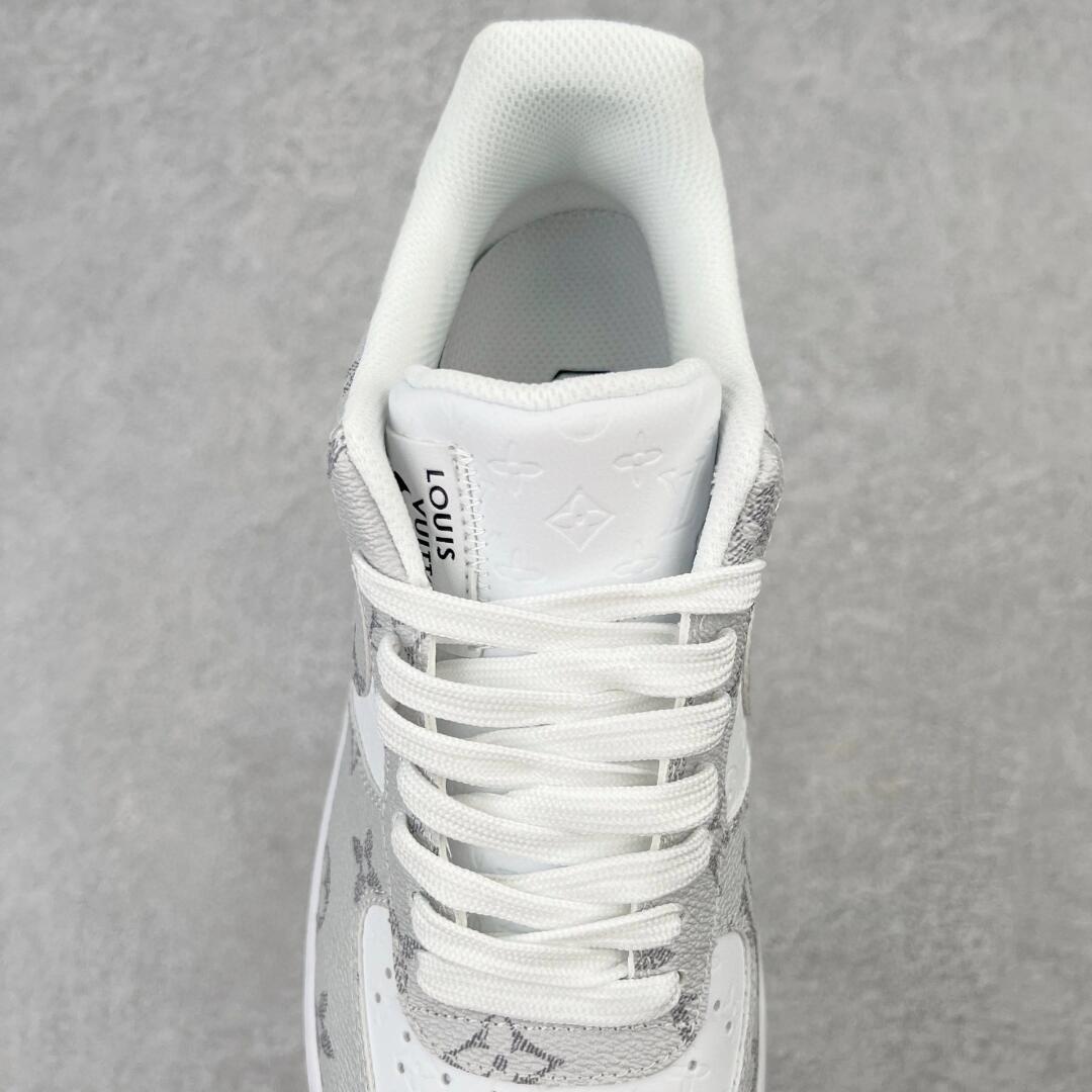 【日本未入荷】♪超入手困難LOUIS VUITTON X NIKE AIR FORCE1 白【代金引換】