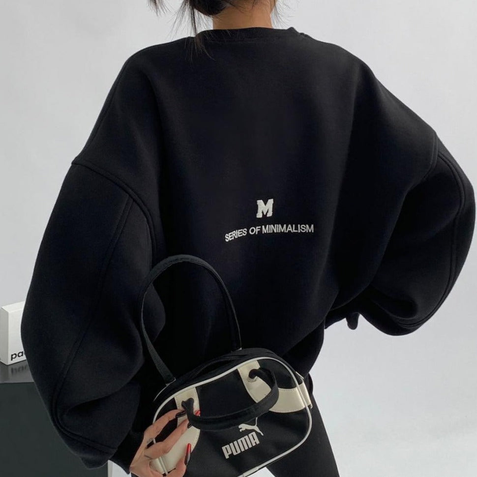 英字ロゴルーズトレーナー（3COLOR）AT1205