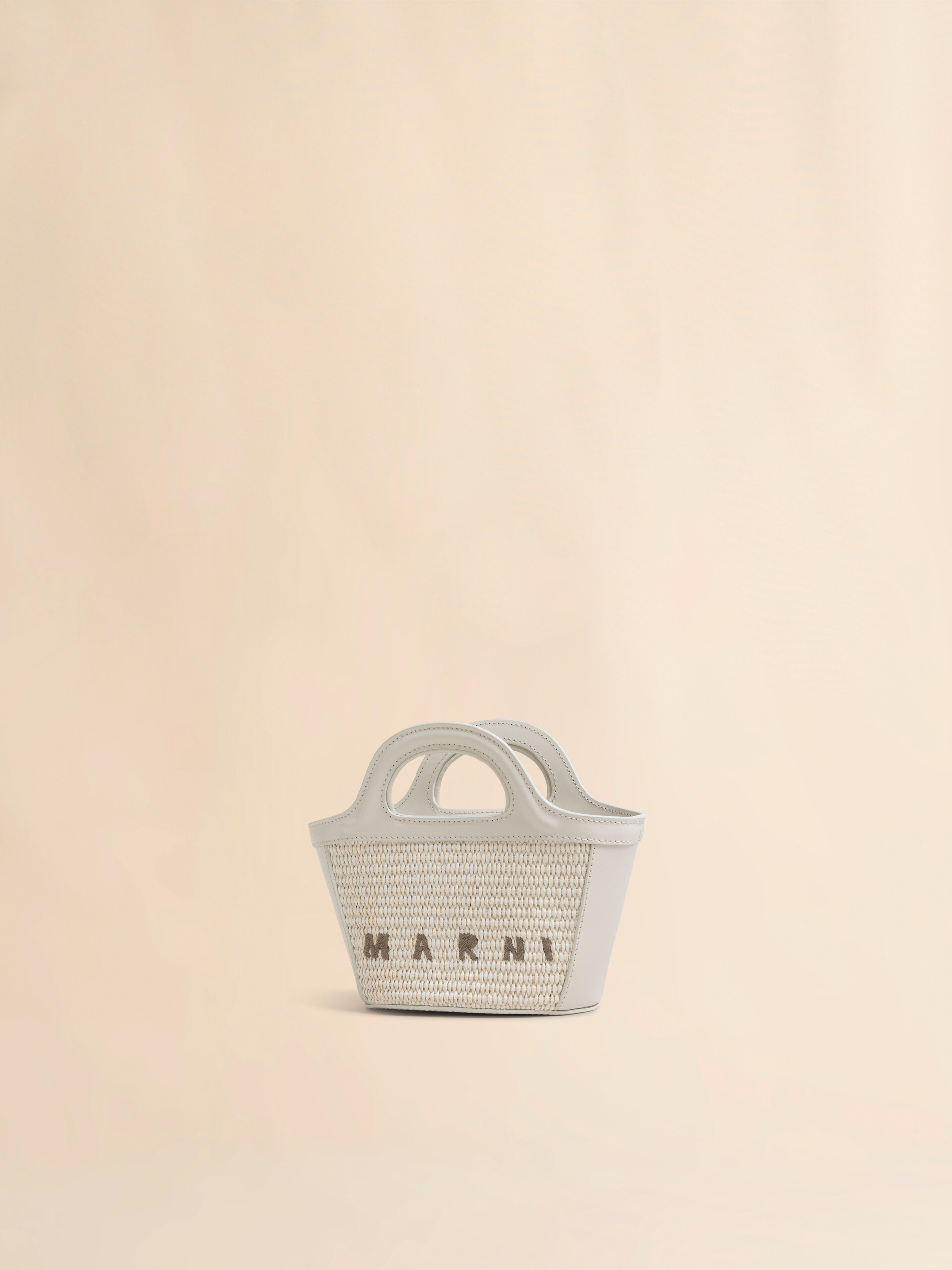 アイボリー レザーとラフィアエフェクトファブリック製 Tropicaliaマイクロバッグ