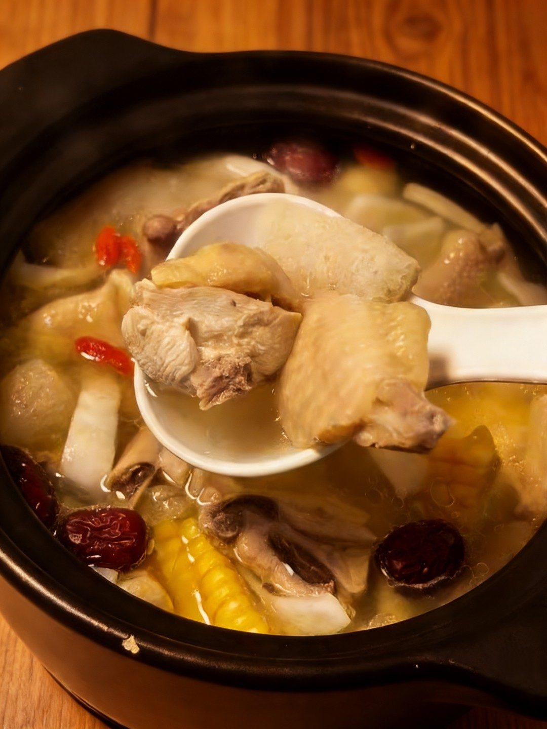 竹笙雞湯完成品