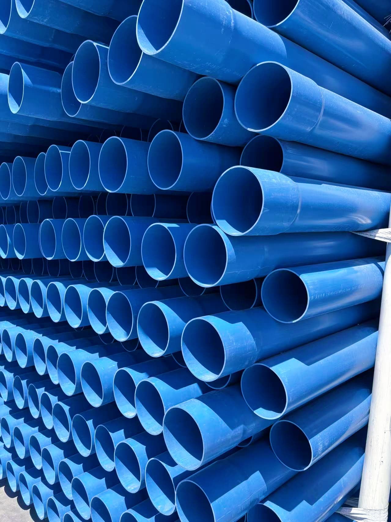 Standard UPVC water pipe specification: 140
