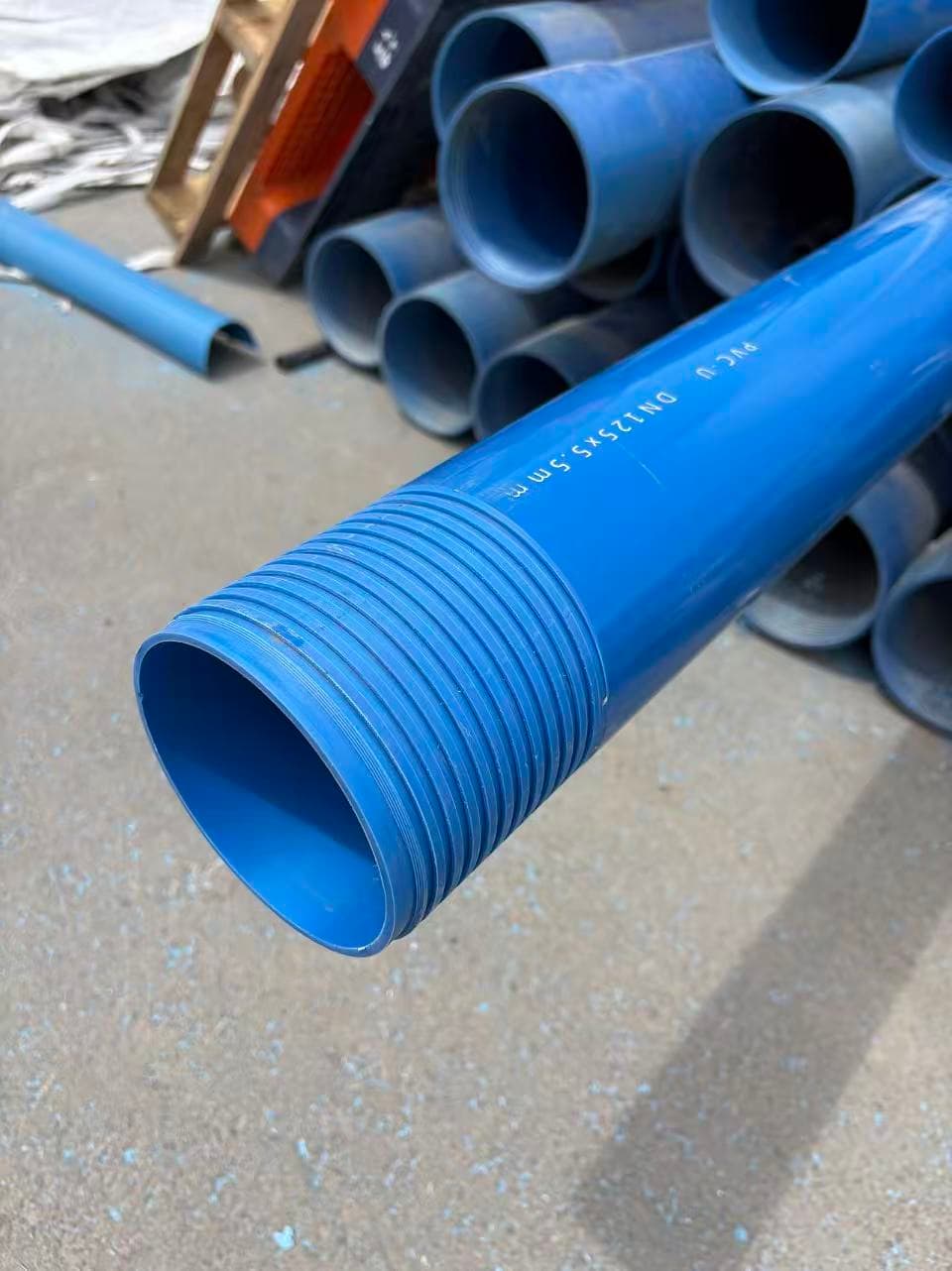 PVC pipe specification that meets drinking water standards: 125