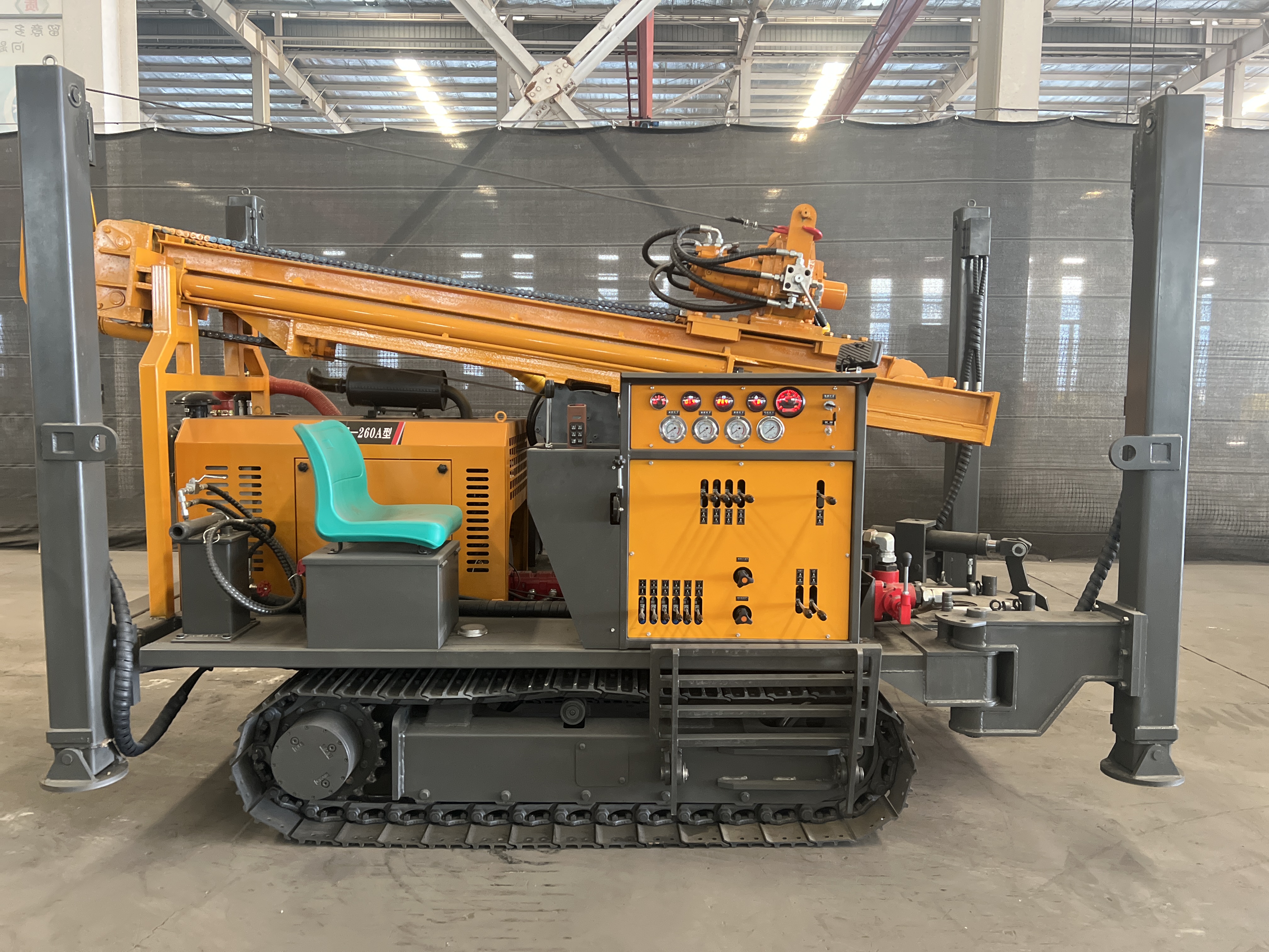 HT-260 water well drilling rig