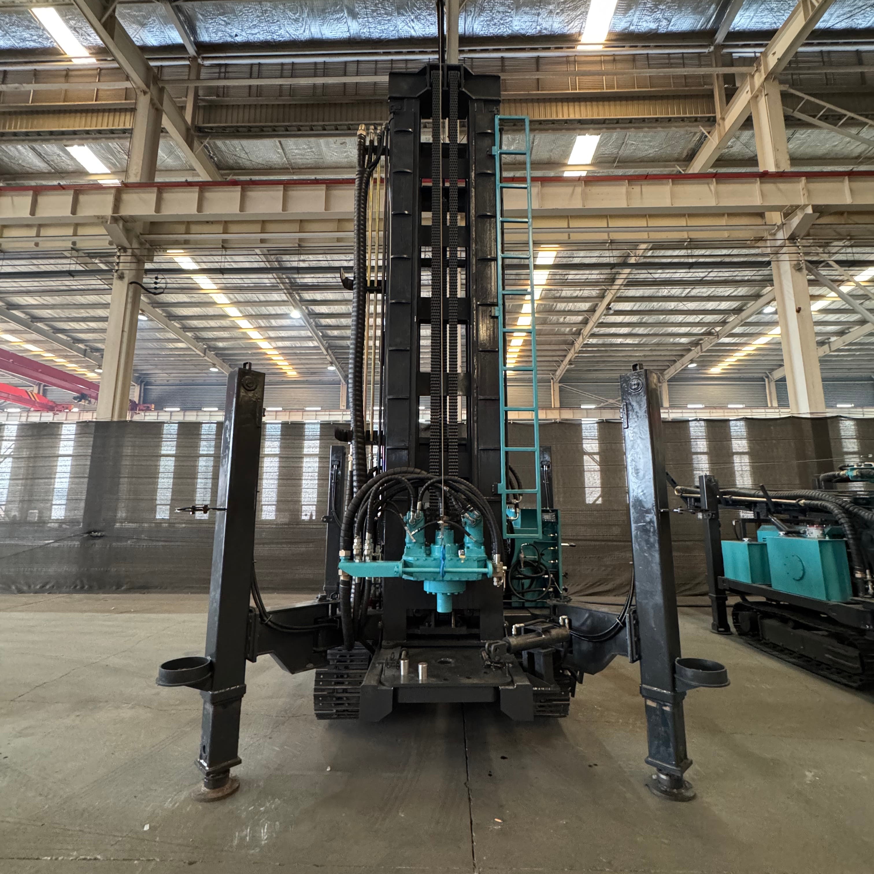 HT-600 water well drilling rig