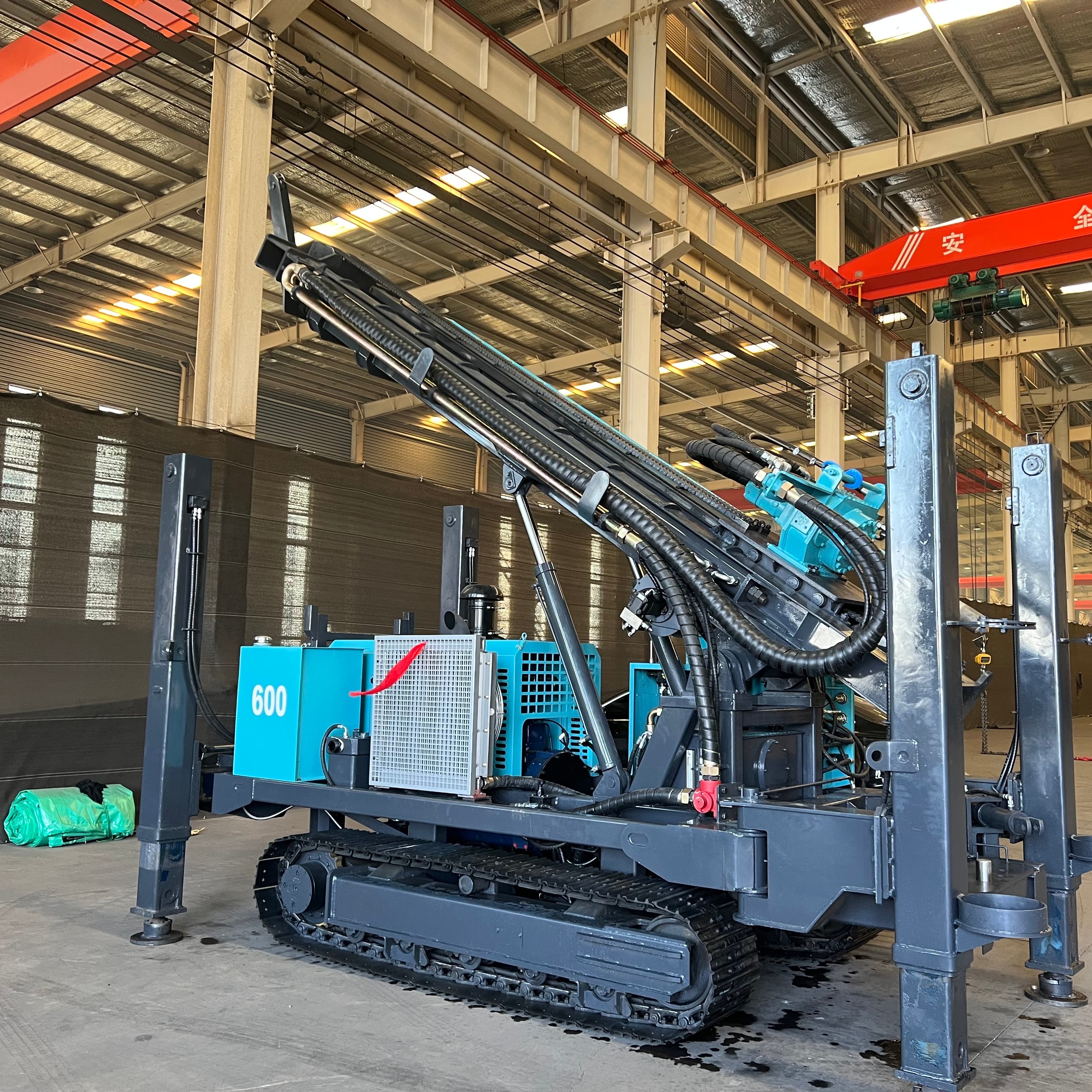HT-600 water well drilling rig