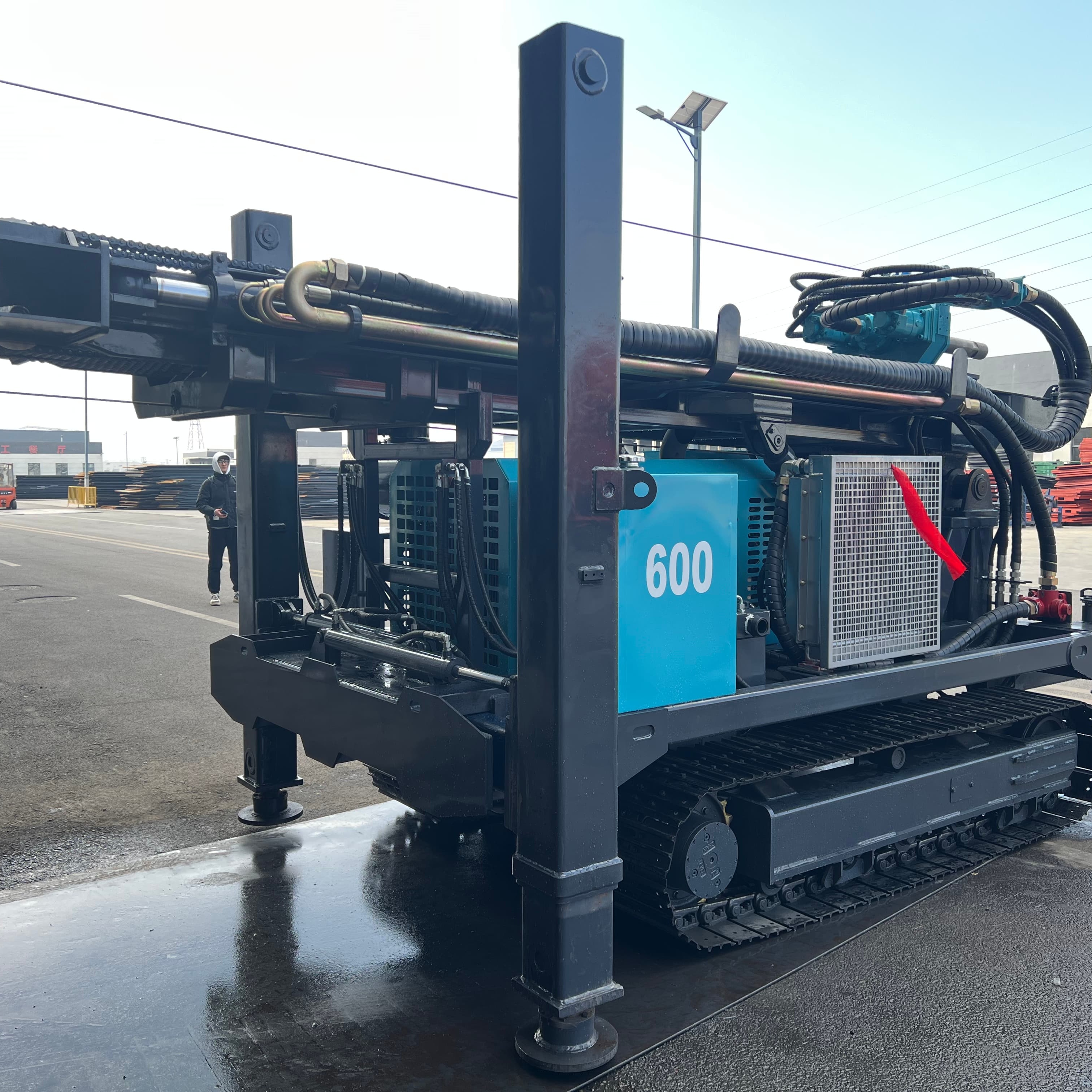 HT-600 water well drilling rig