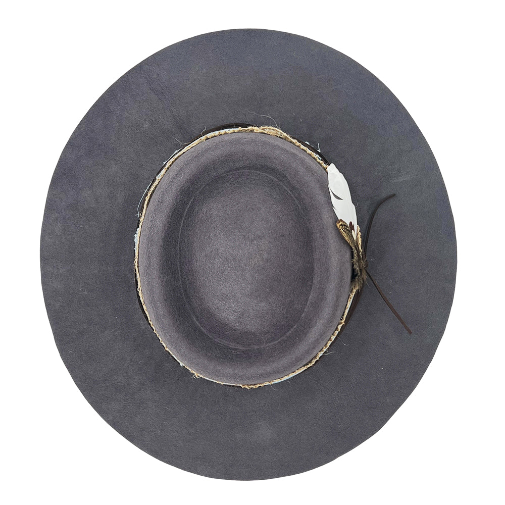 Custom Band Gambler – Neutral Tone & Texture