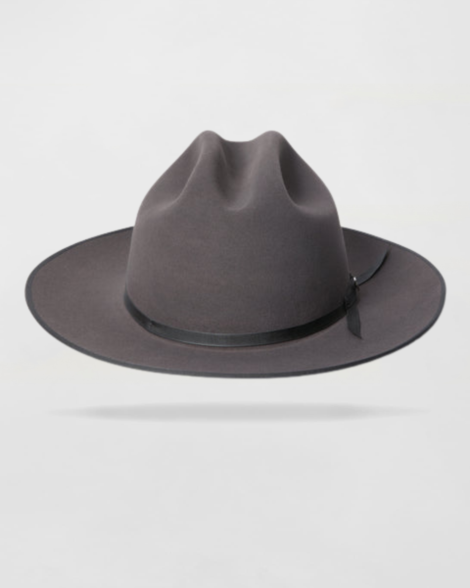 Classic Charm Felt Outdoor Hat in Silverbelly