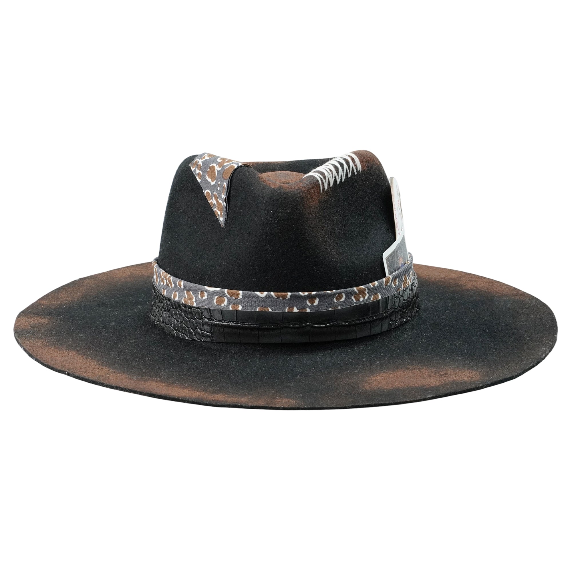 Artistic Felt Hat – Sculpted Crown, Eclectic Hatband