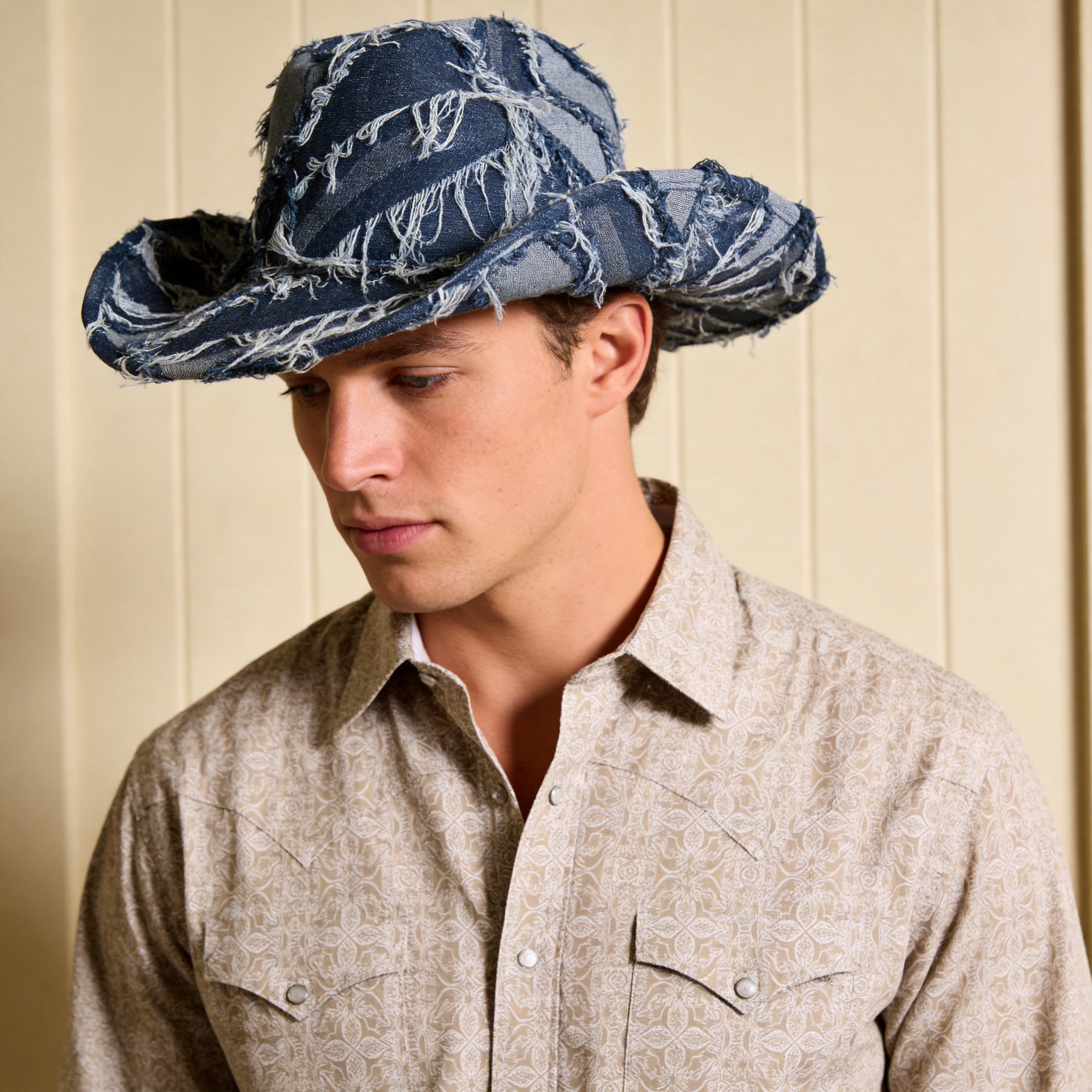 Fringe Tear – Bold Brim