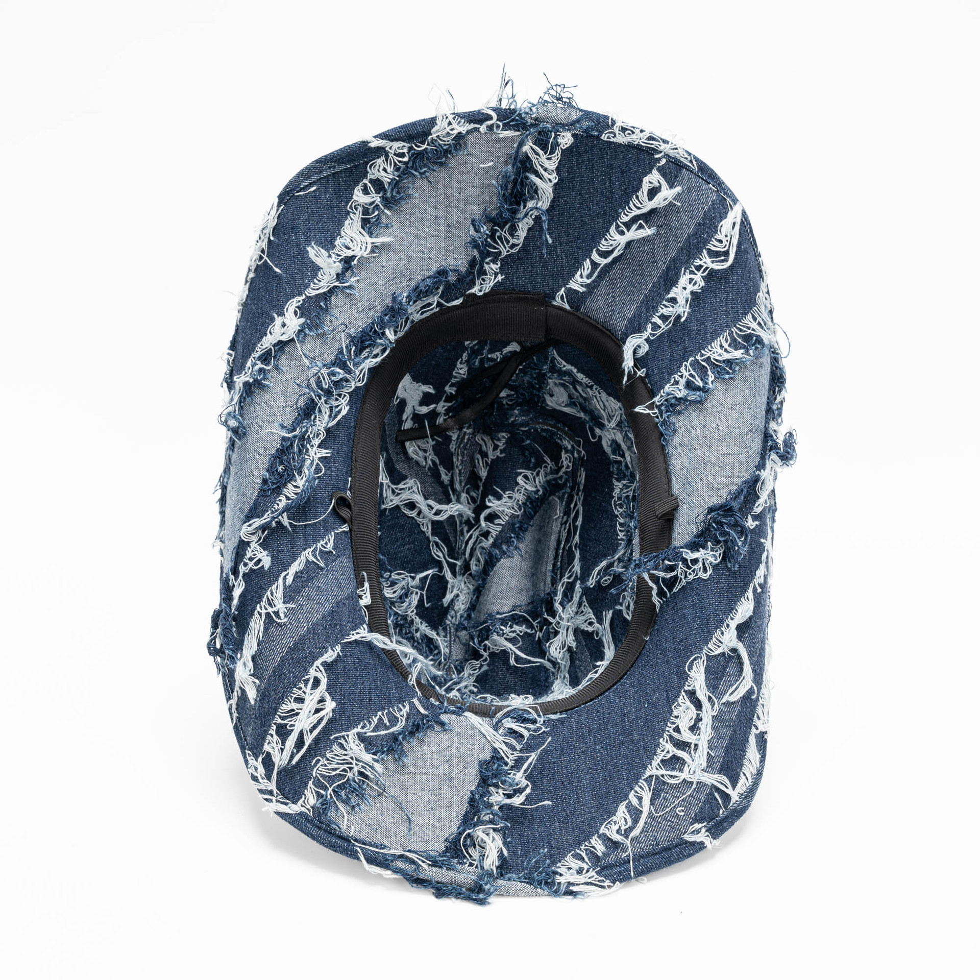 Fringe Tear – Bold Brim