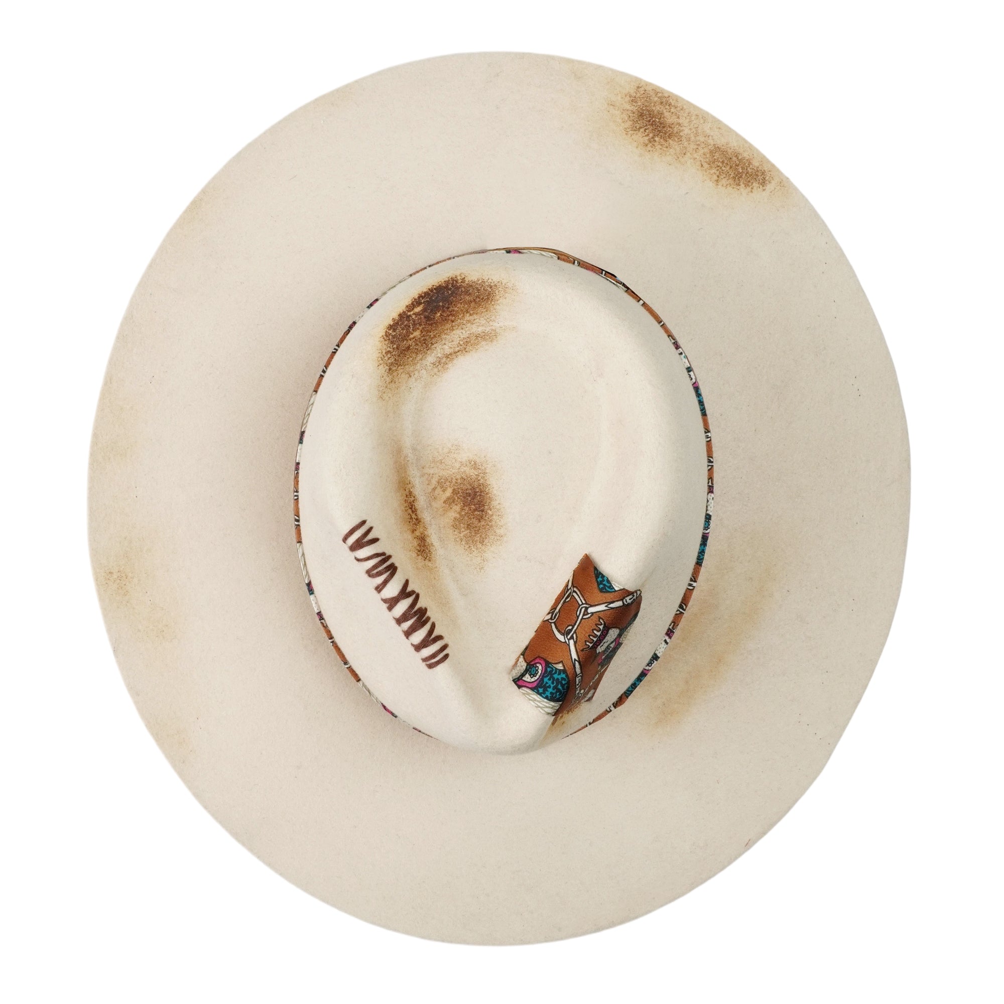 Artistic Felt Hat – Light Base, Rebellious Detailing