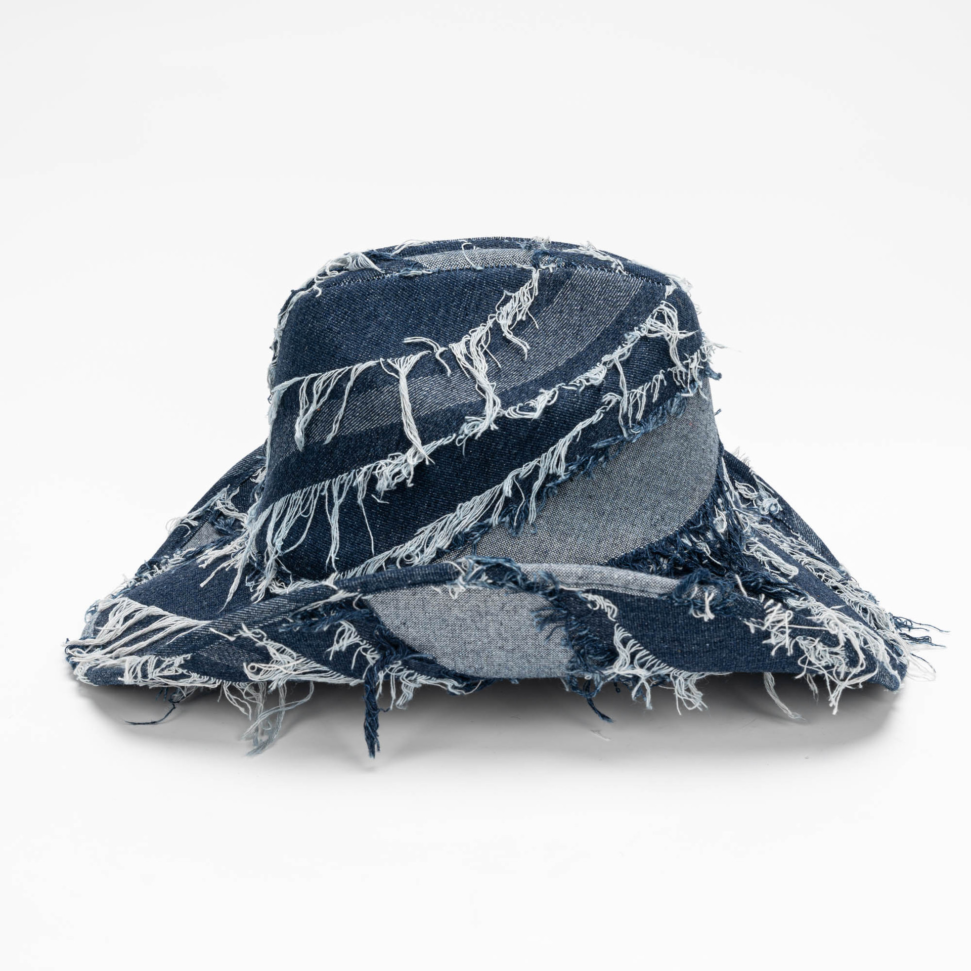 Fringe Tear – Bold Brim