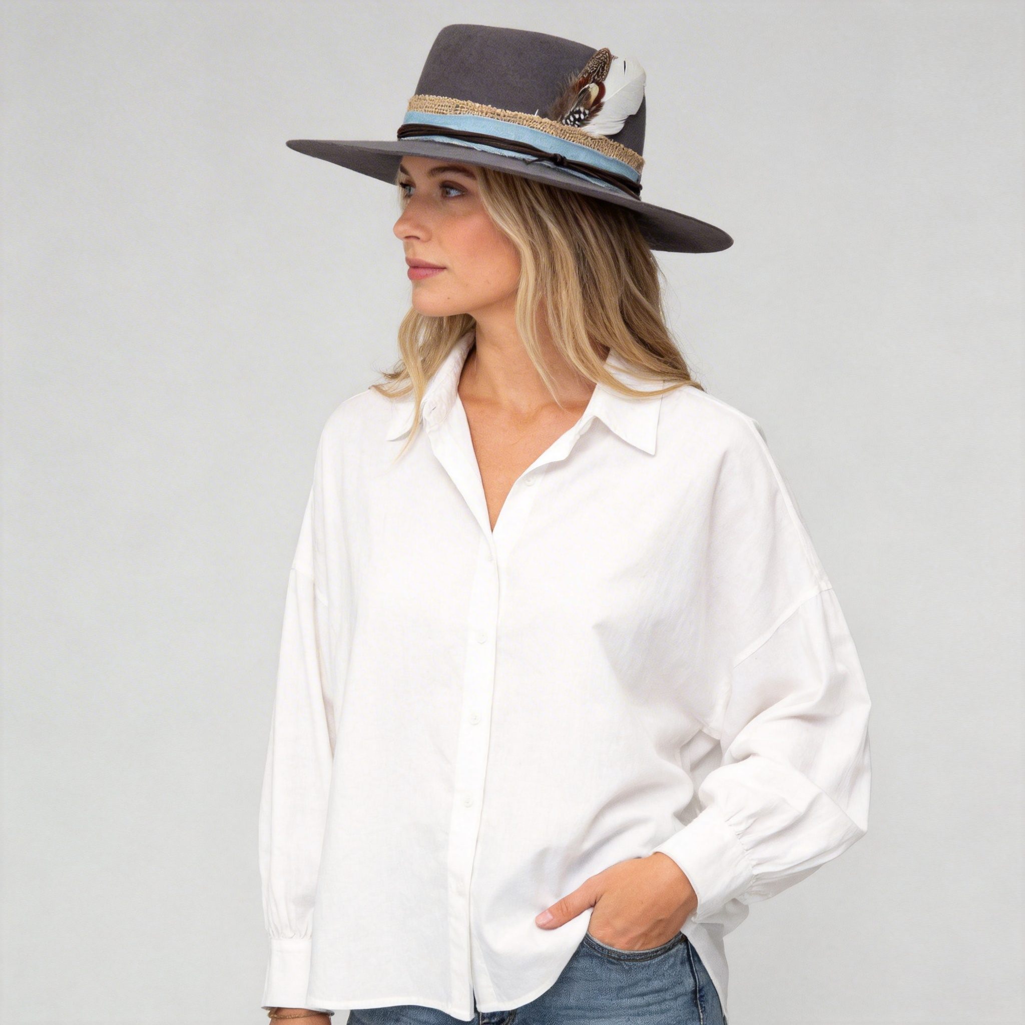 Women Custom Band Gambler – Neutral Tone & Texture