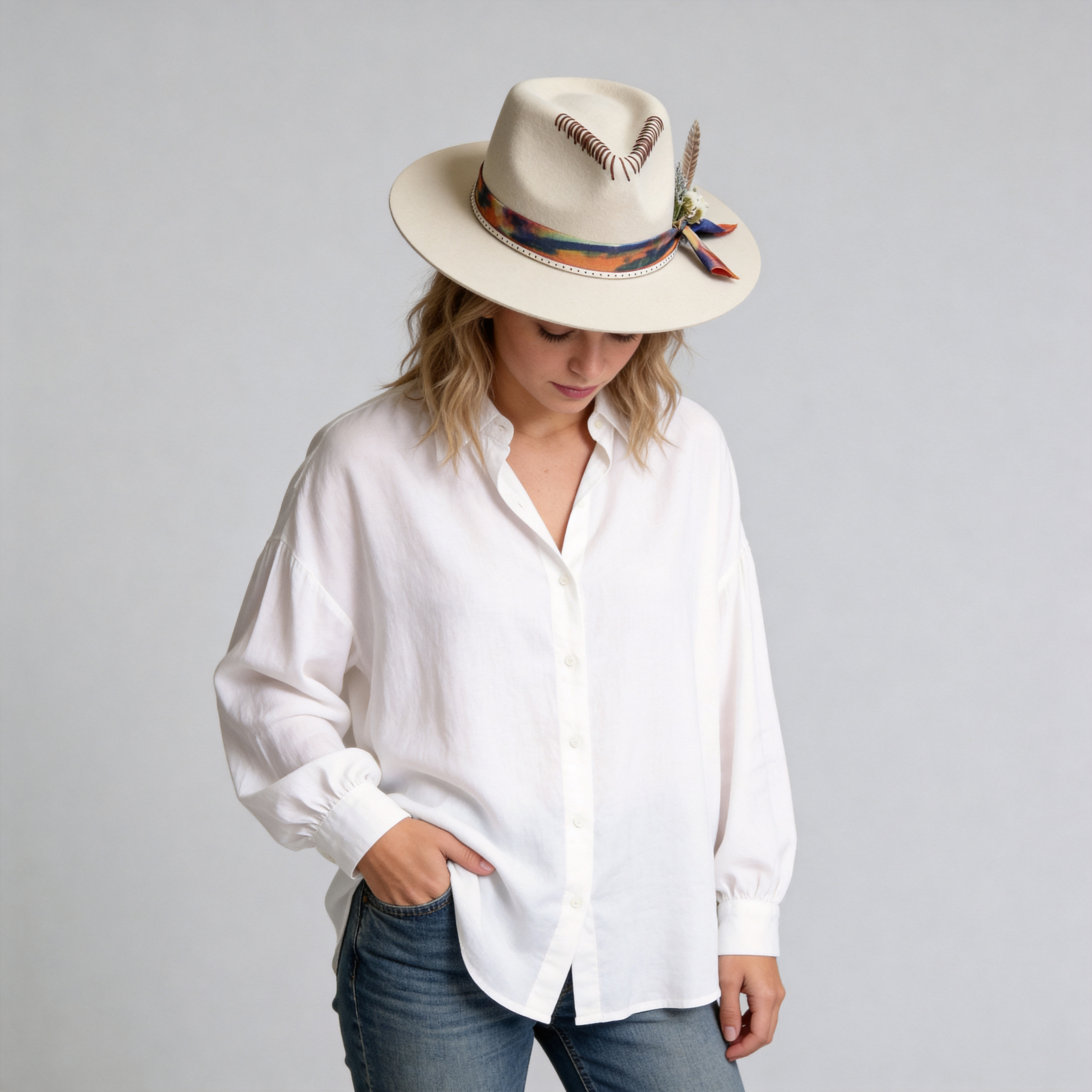 Teardrop Fedora - Off-White with Natural Dried Flower Bouquet