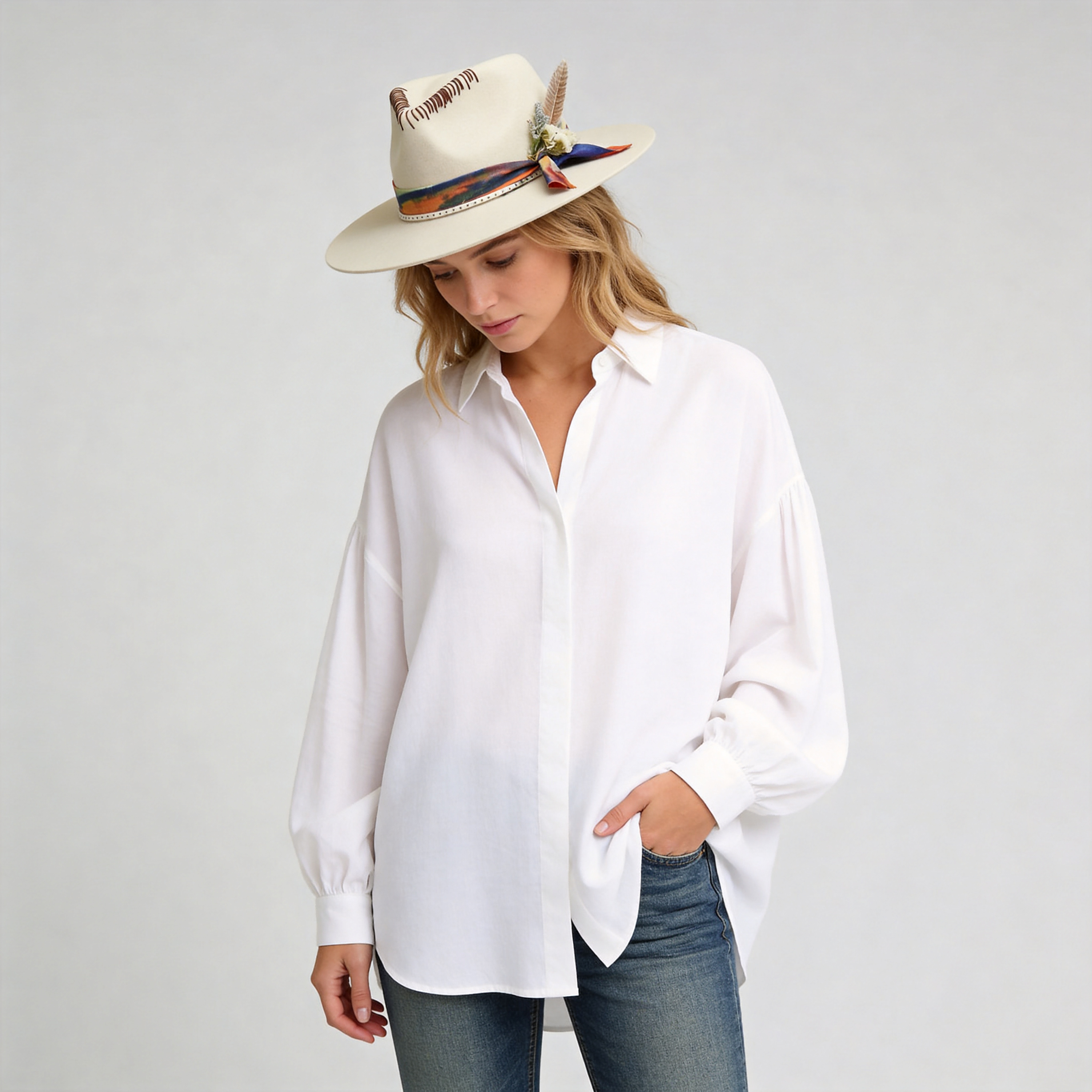 Teardrop Fedora - Off-White with Natural Dried Flower Bouquet