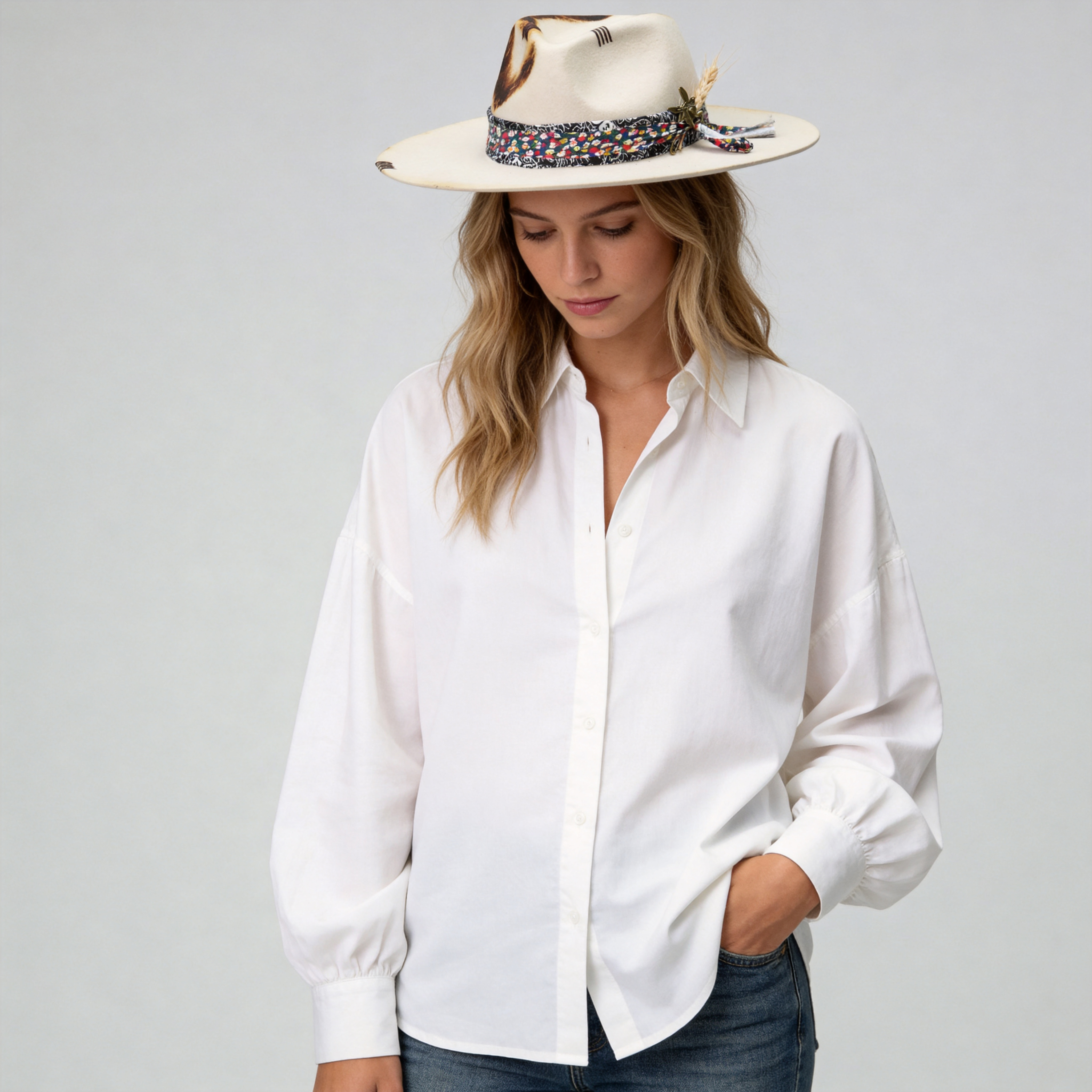 Elegant Off-White Hat – Floral Trim, Rustic Accents