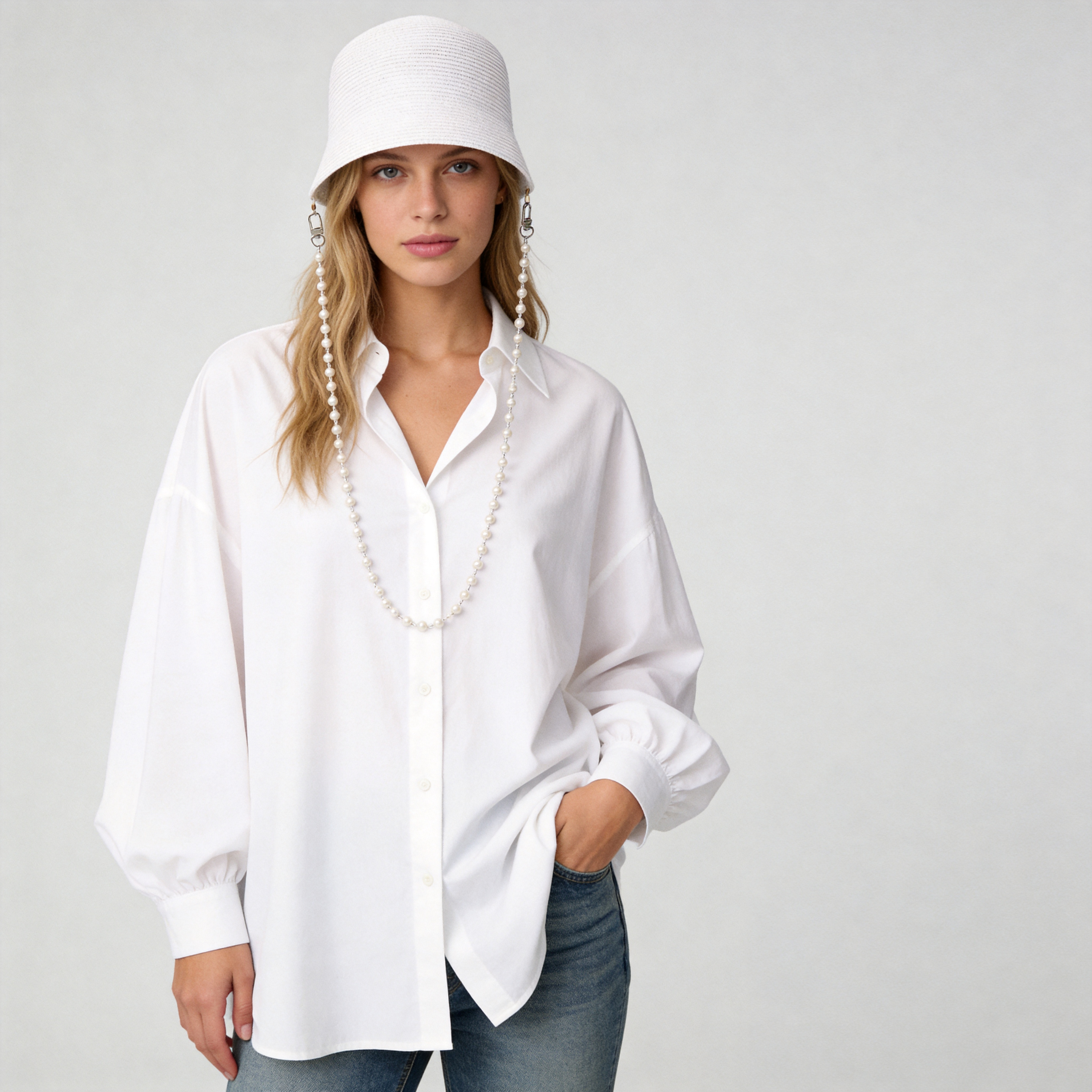 Women's Pearl Chain Bucket Hat - White Straw Sun Hat for Summer Streetwear & Beach Travel