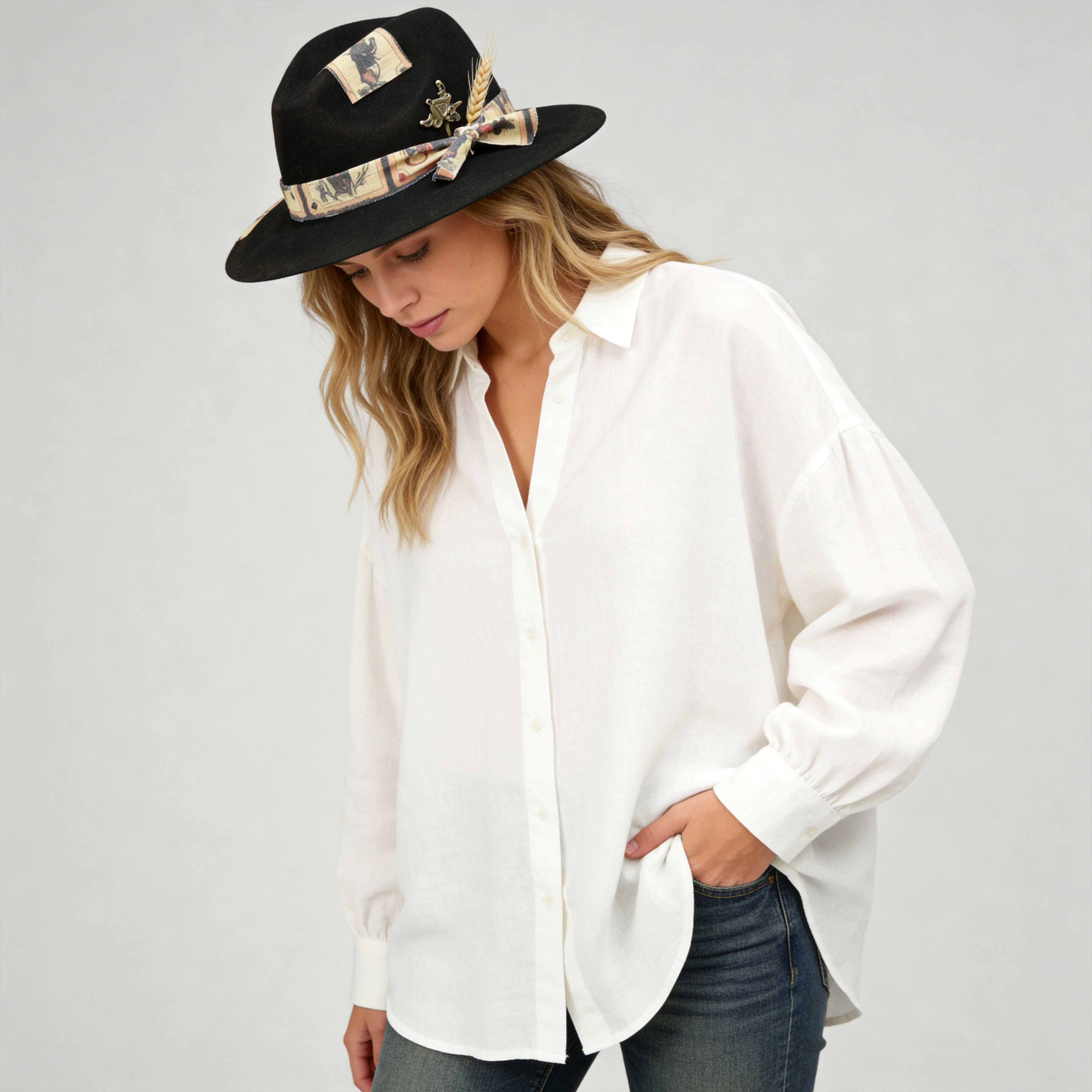 Minimal Felt Hat – Charred Detail, Retro Textile Trim