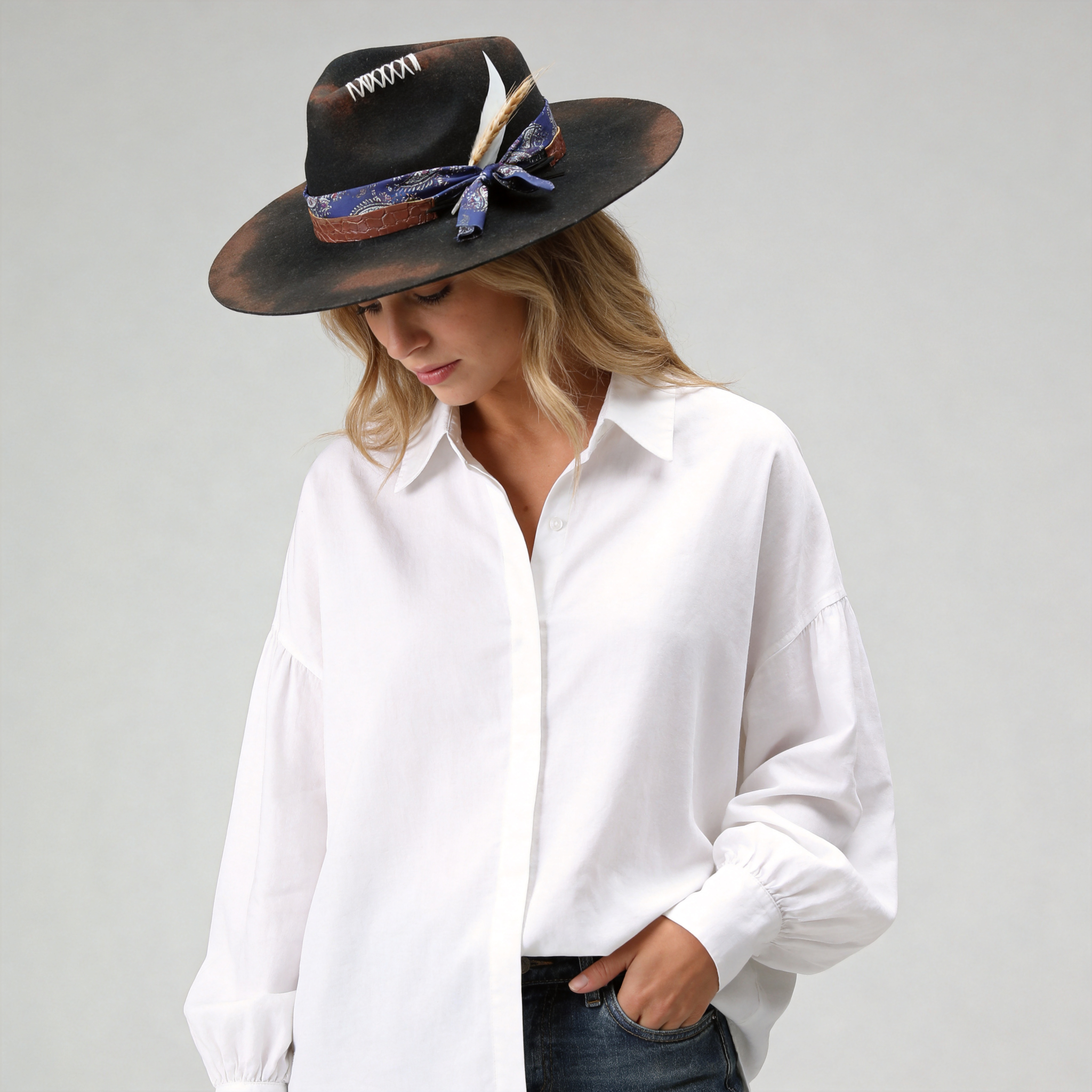 Distressed Felt Hat – Croc-Texture Band, Feather Accent