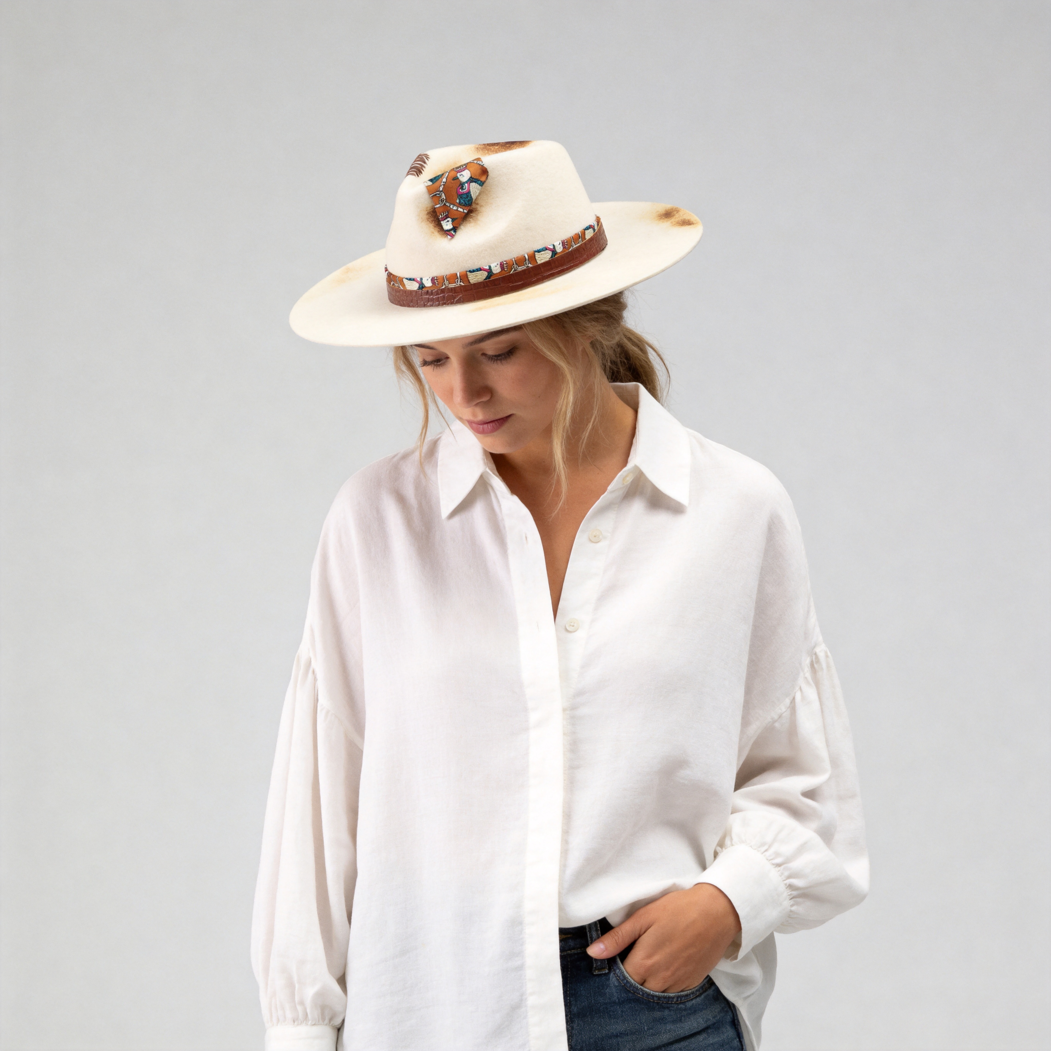Artistic Felt Hat – Light Base, Rebellious Detailing
