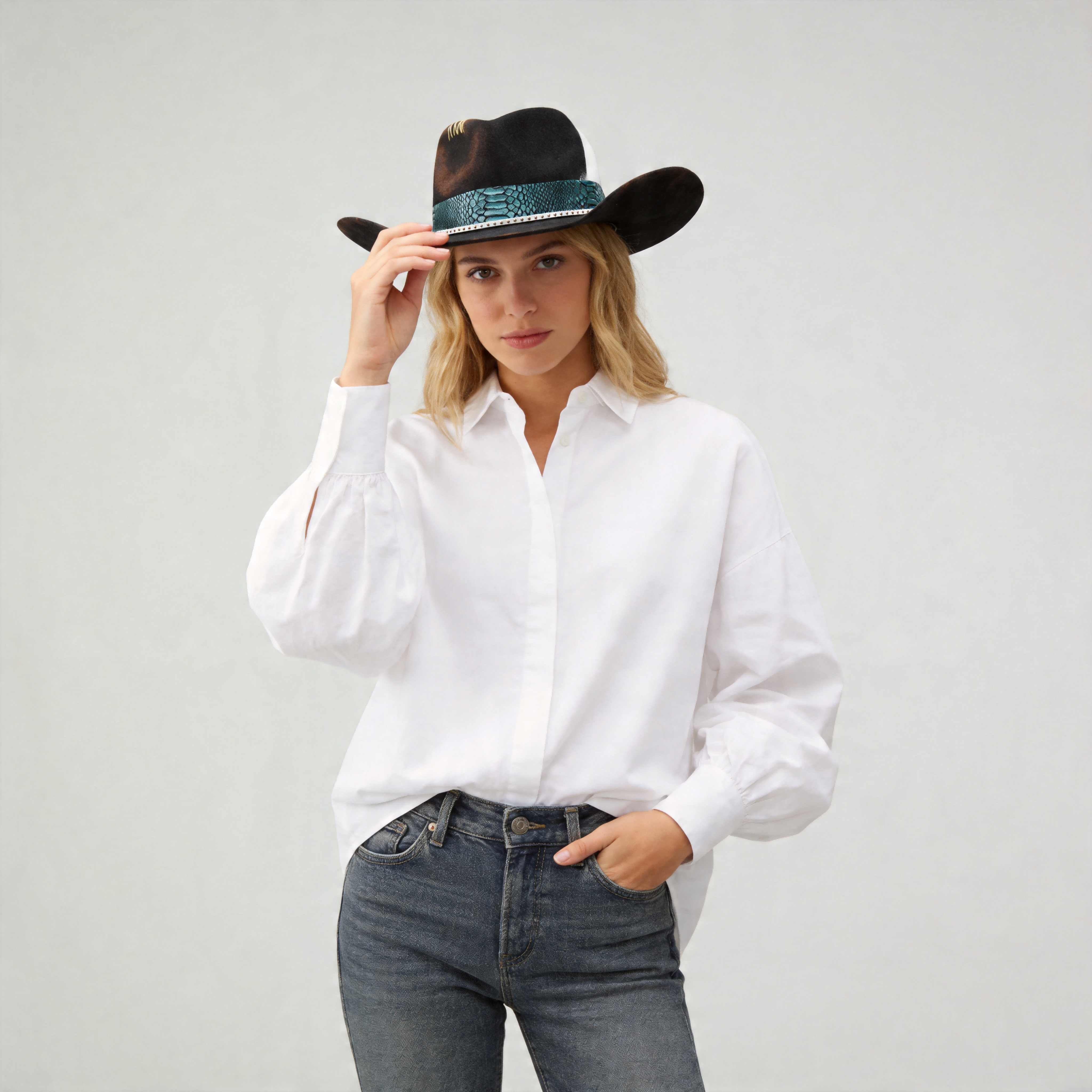 Women Artistic Felt Hat – Charred Finish, Glossy Trim