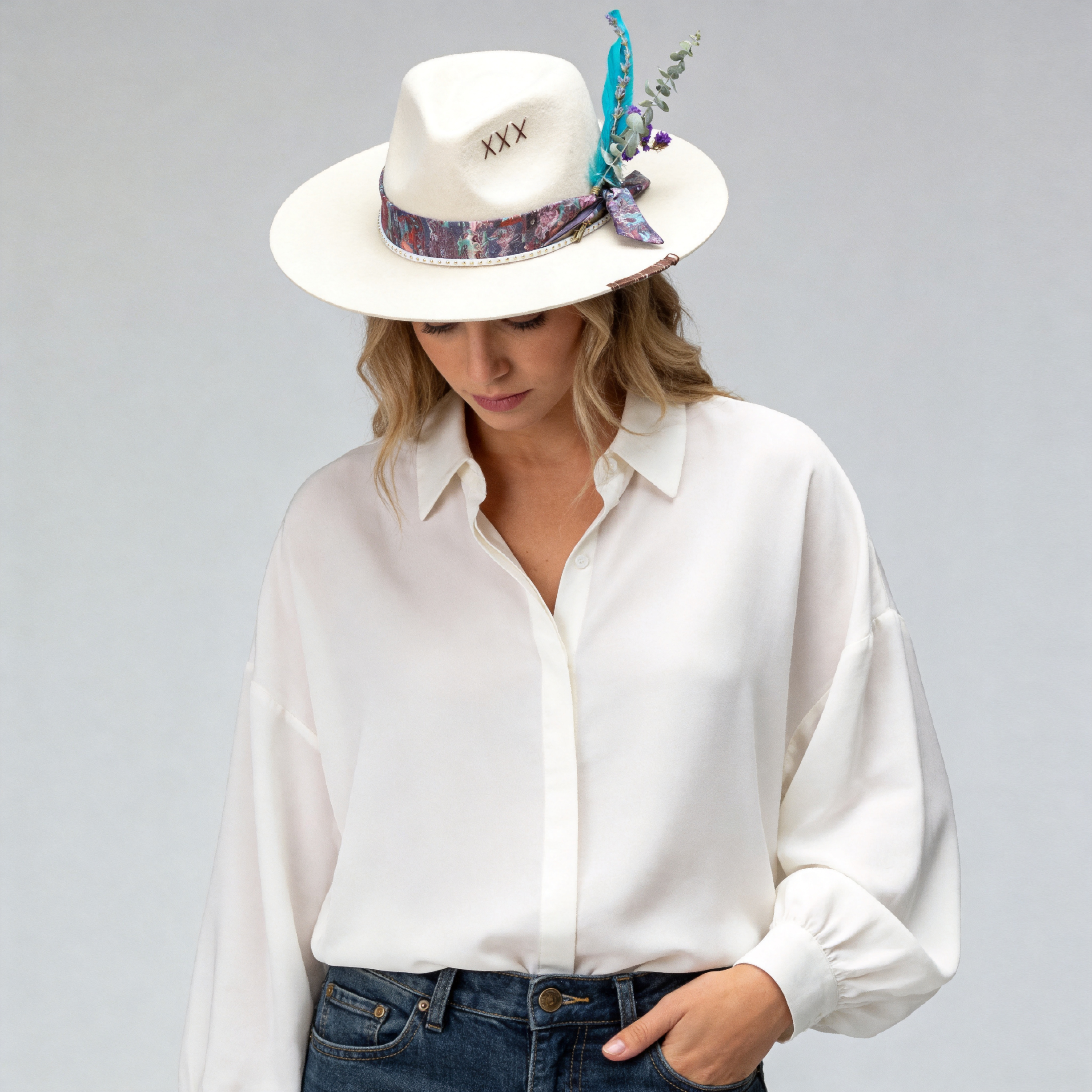 Women Classic Teardrop Crown - Off-White with Floral Accent