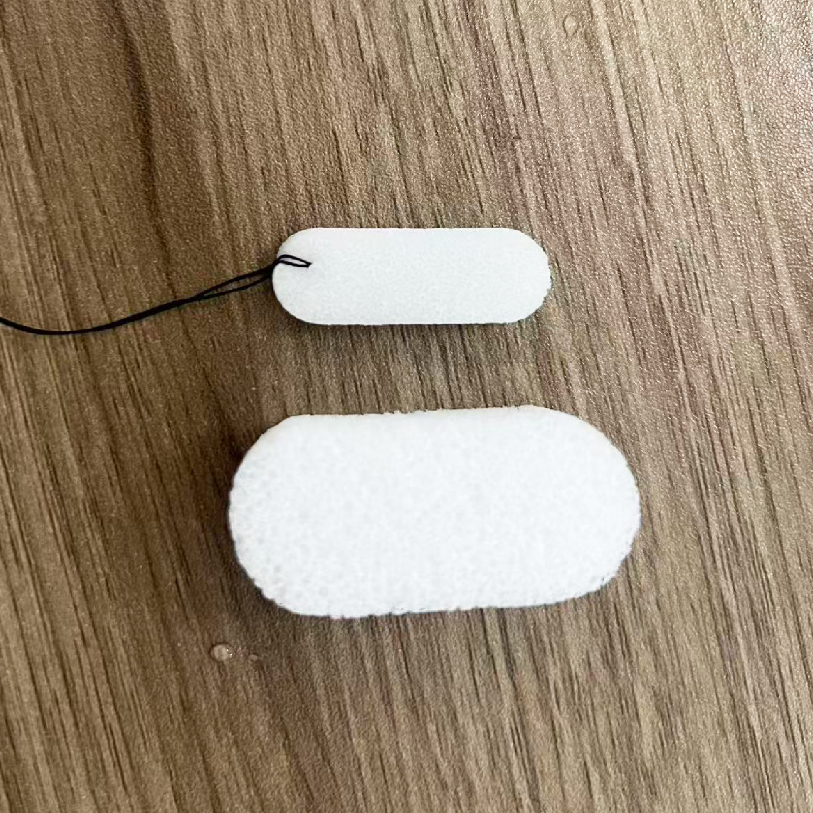 Small size nasal bleeding sponge