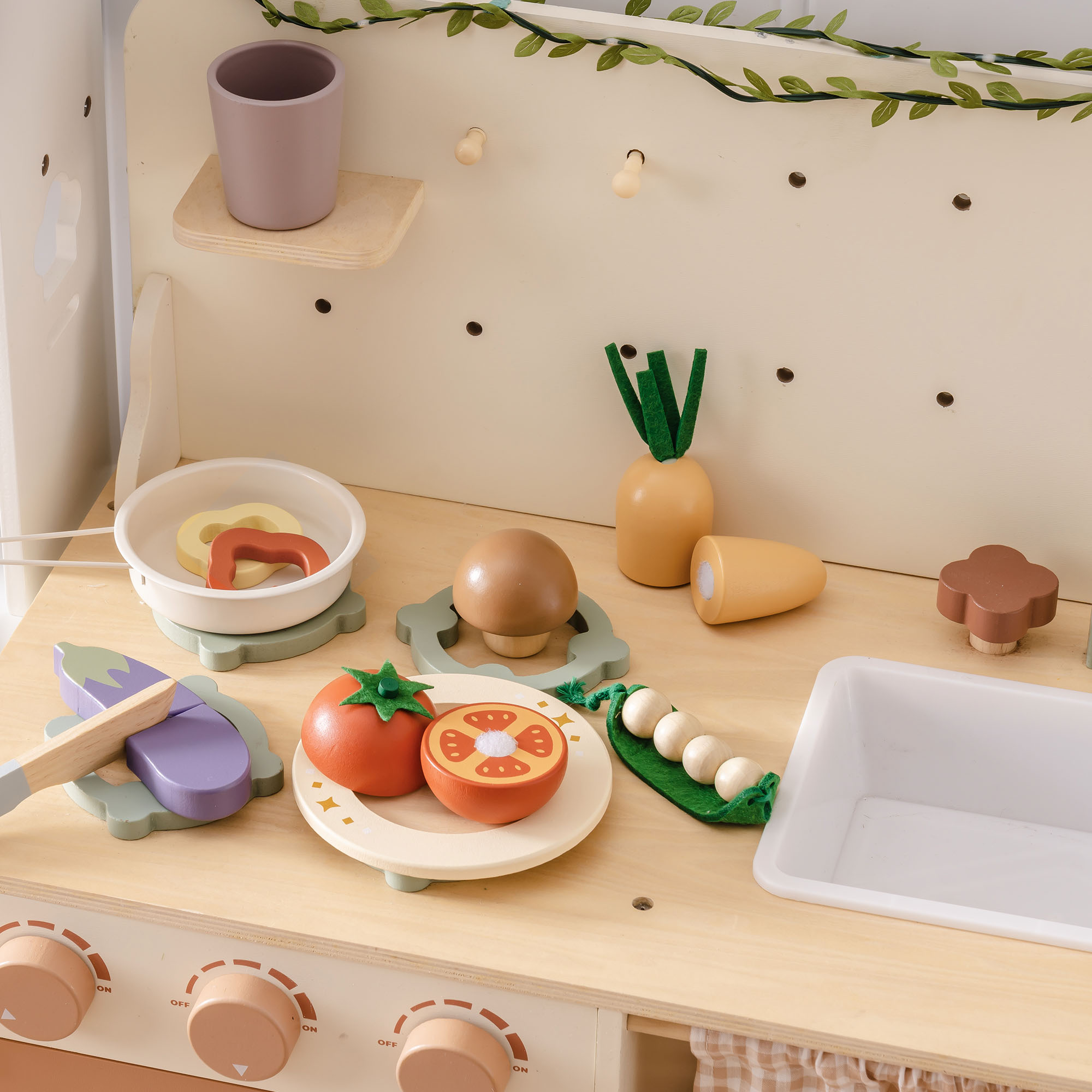 ROBUD Wooden Childs Play Food Set - Vegetables