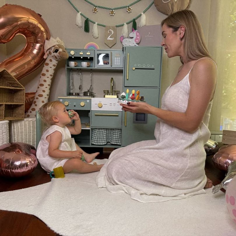 ROBUD Wooden Kids Play Kitchen Set - Bean Green