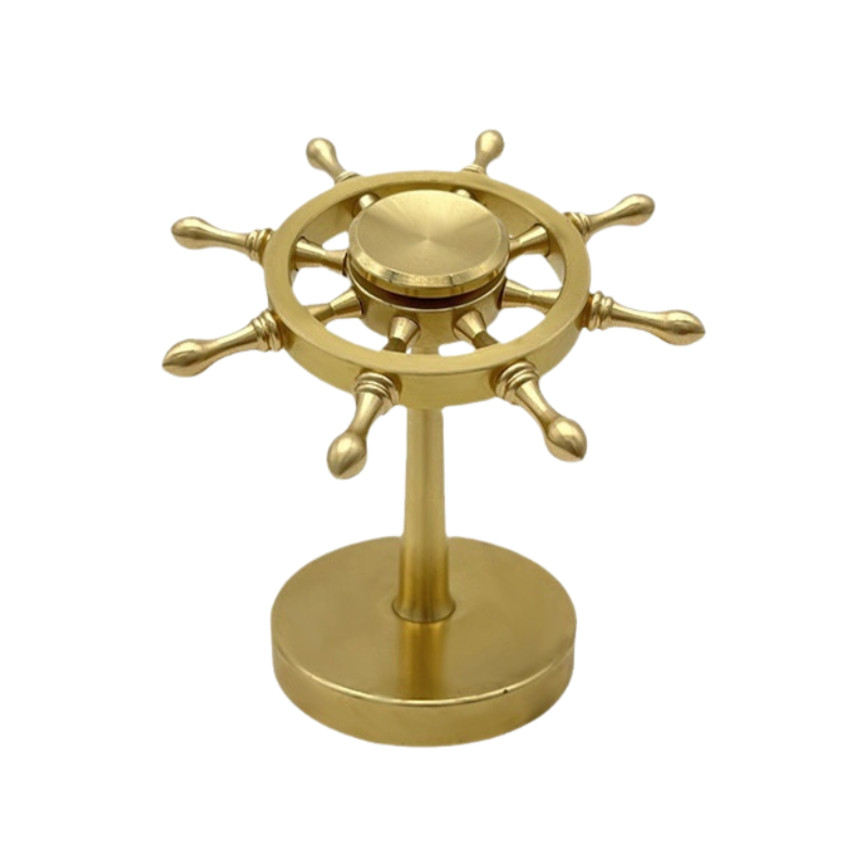 เครื่องประดับรูปพวงมาลัยเรือของคนขับเรือ