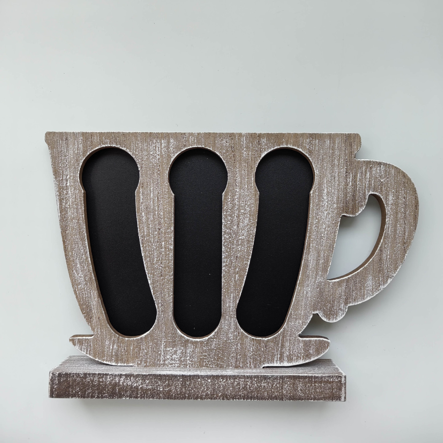 ชิ้นตกแต่งไม้สำหรับจัดเก็บในบ้าน