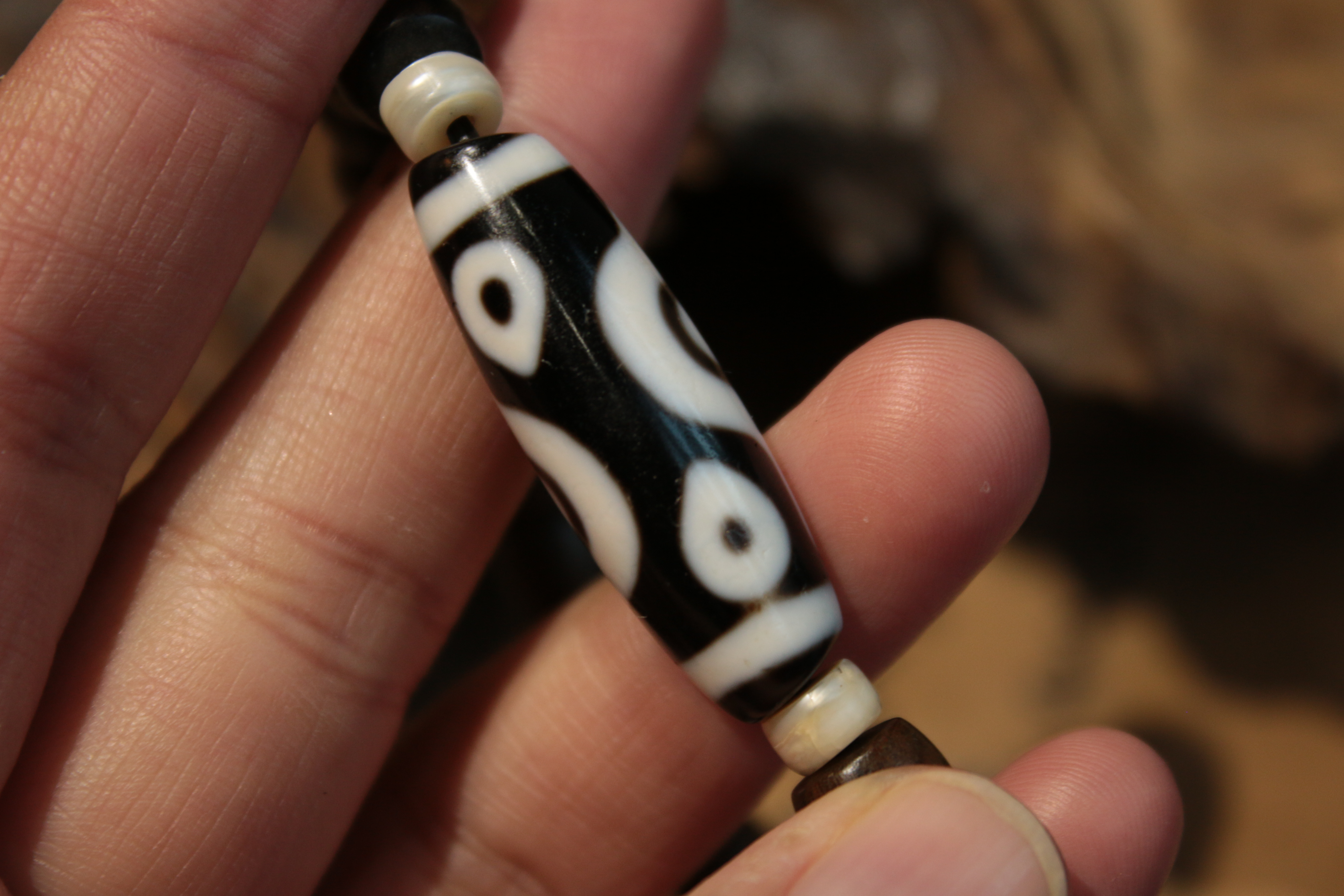 Agarwood and White Hair Dzi Bead Bracelet（Unique ID:cp-1-3476）