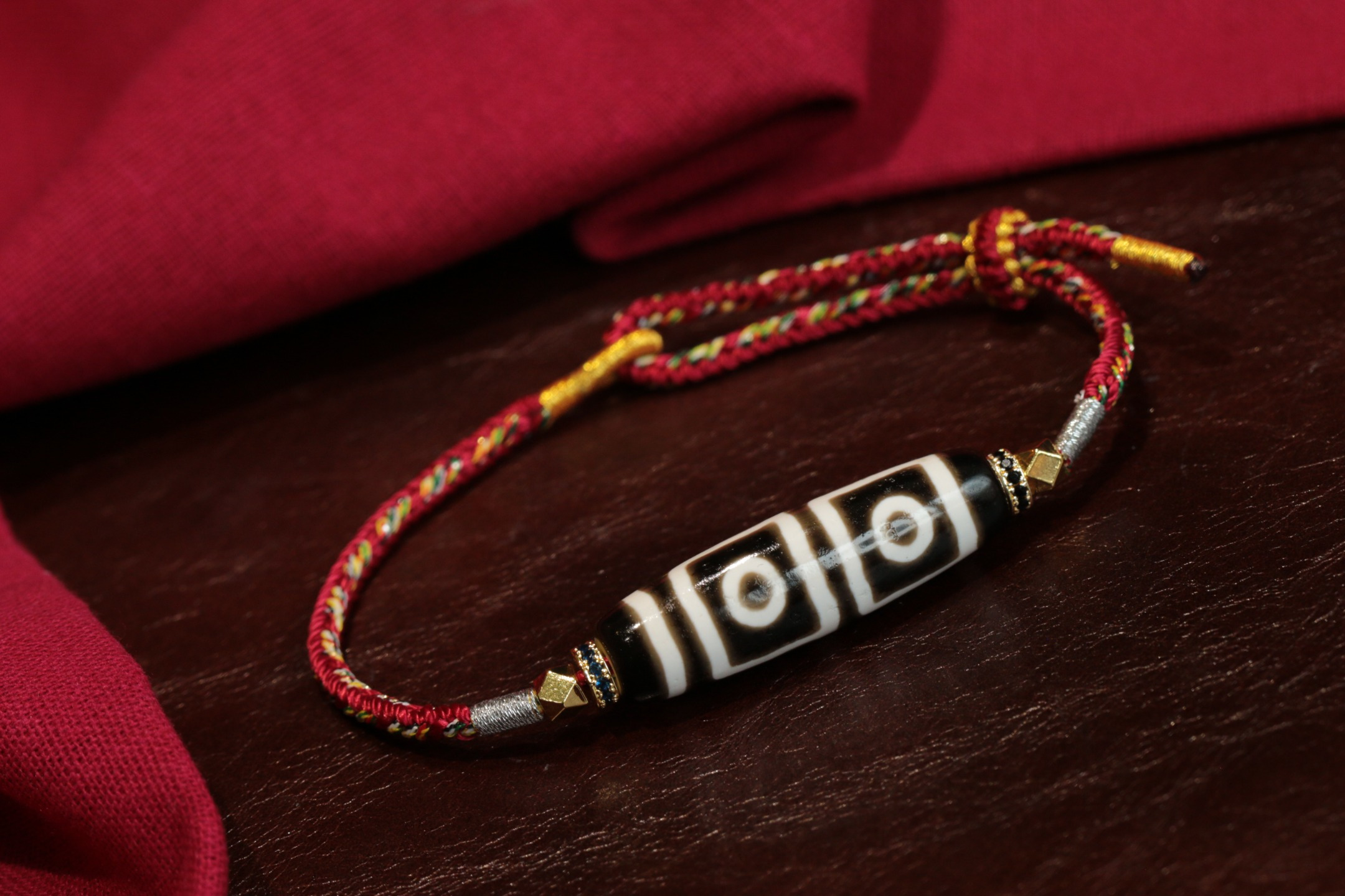 Four-Eyed Dzi Bead Bracelet（Unique ID:cp-1-4359）