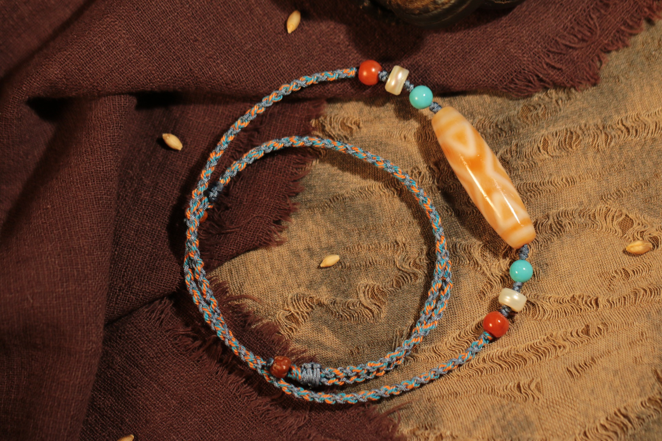 Pale-Hued Vajra & Two-Eyed Dzi Bead Clavicle Necklace（Unique ID:cp-2-2946）