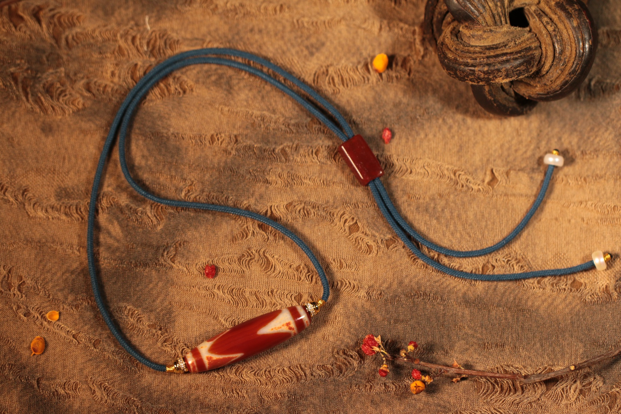 Tiger Tooth Dzi Bead Clavicle Necklace（Unique ID:cp-2-2727）