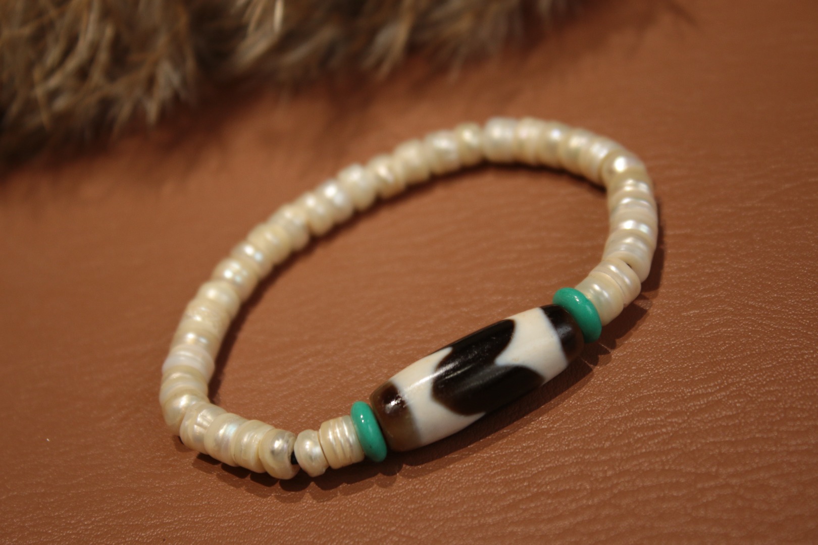 Pearl and Tiger Tooth Bracelet（Unique ID:cp-1-3396）