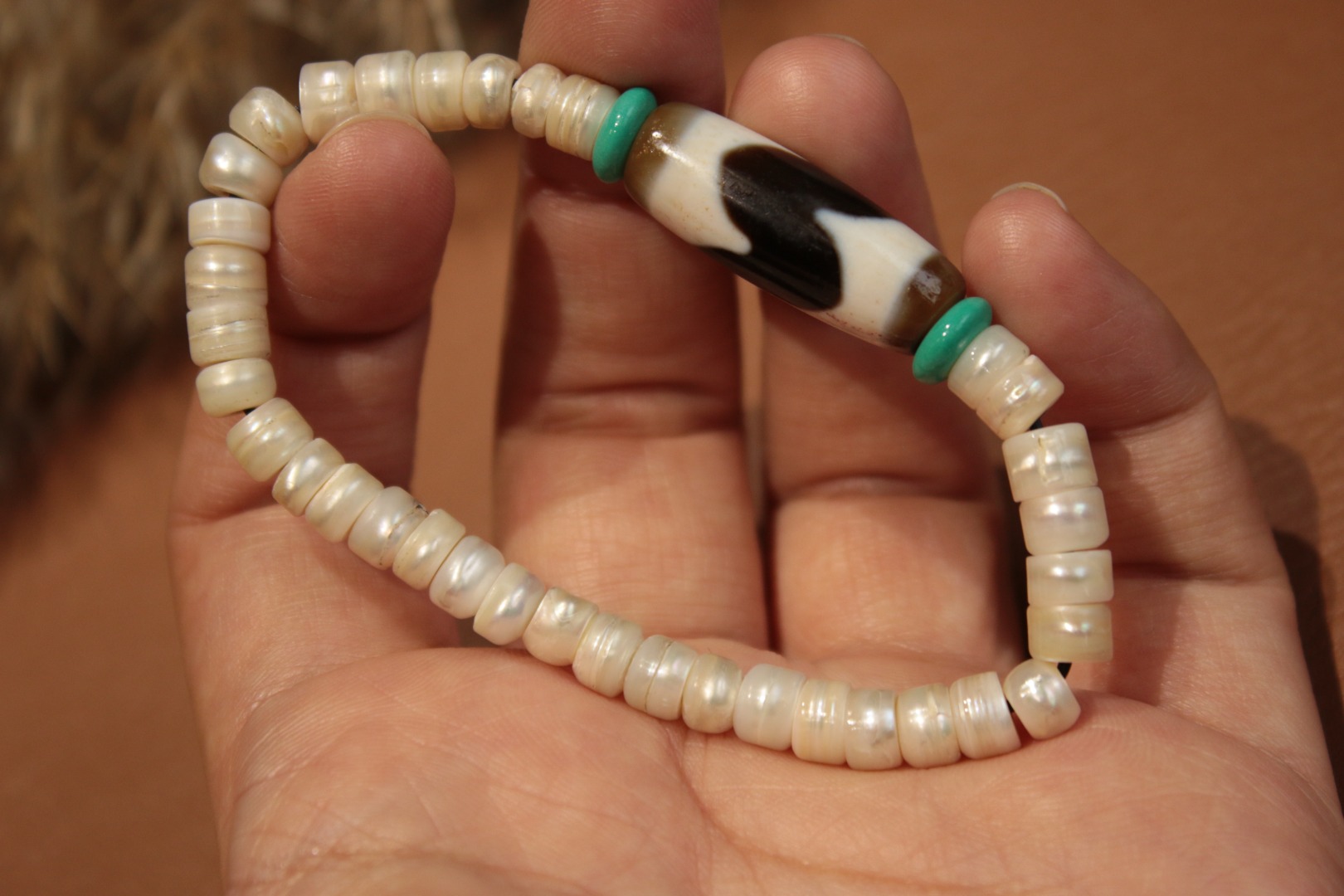 Pearl and Tiger Tooth Bracelet（Unique ID:cp-1-3396）