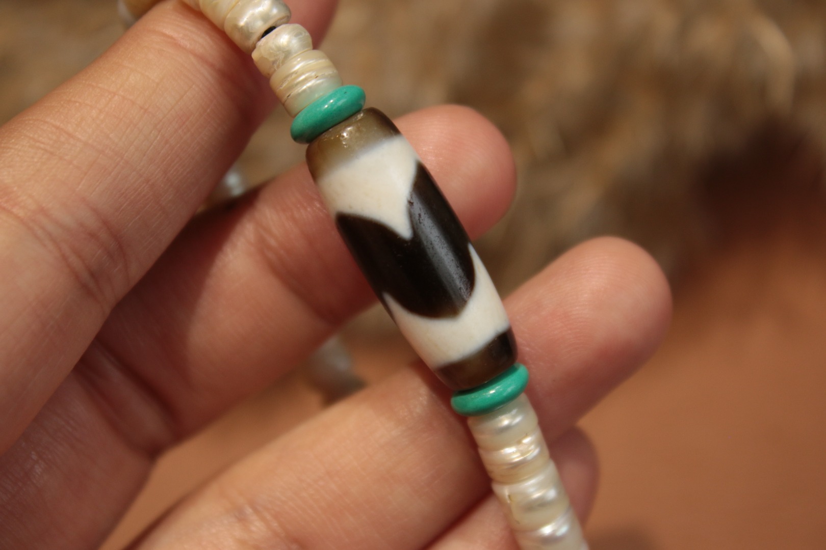 Pearl and Tiger Tooth Bracelet（Unique ID:cp-1-3396）