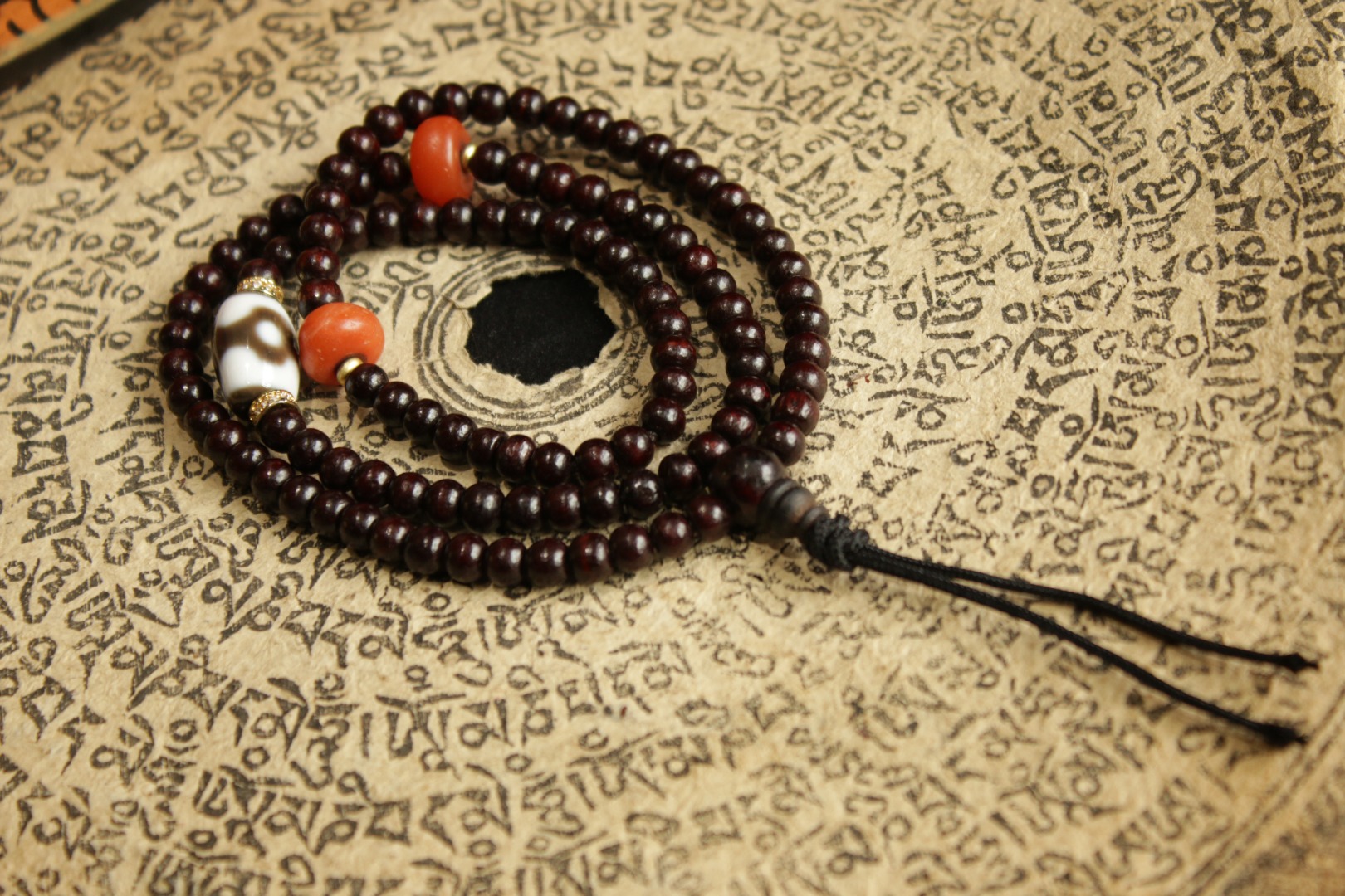 Red Sandalwood Three-Eyed Prayer Beads（Unique ID:cp-3-2004）