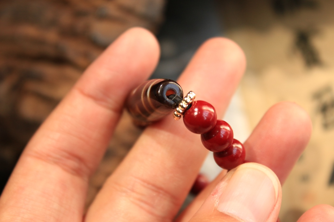 Tibetan sacred object - Heaven and Earth Dzi Bead Cinnabar Bracelet